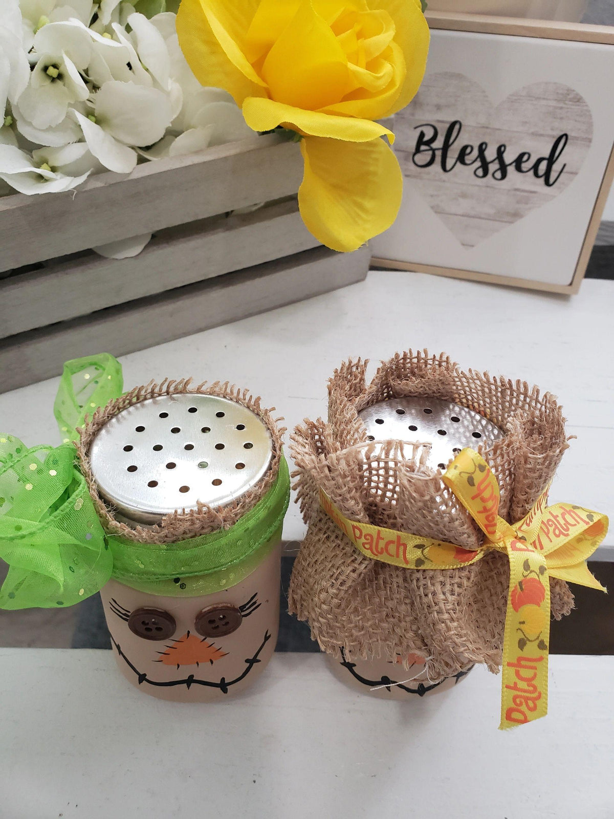 Pip Posh Original Design Mr. &amp; Mrs. Scarecrow Salt &amp; Pepper Shakers Table Top Décor Set of 2