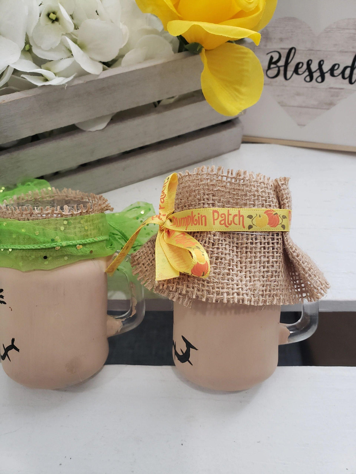 Pip Posh Original Design Mr. &amp; Mrs. Scarecrow Salt &amp; Pepper Shakers Table Top Décor Set of 2