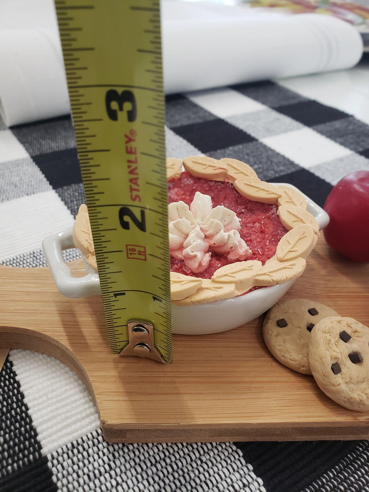 Pip Posh Design Faux Sweet Décor Mini Apples &amp; Pie Bundle Set of 6