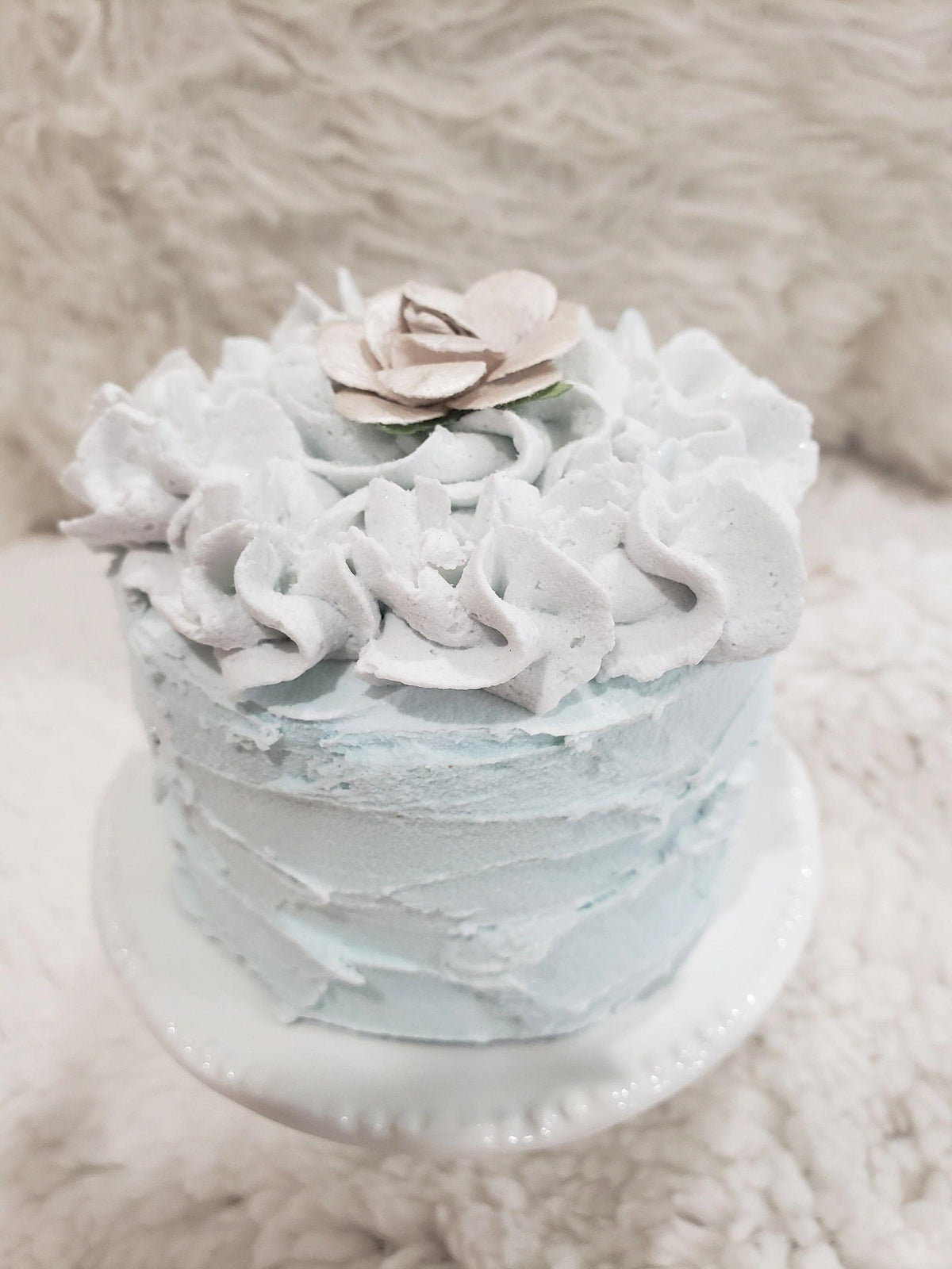Pip Posh Design Faux Sweet Décor Snowy Winter Ice Mini Cake