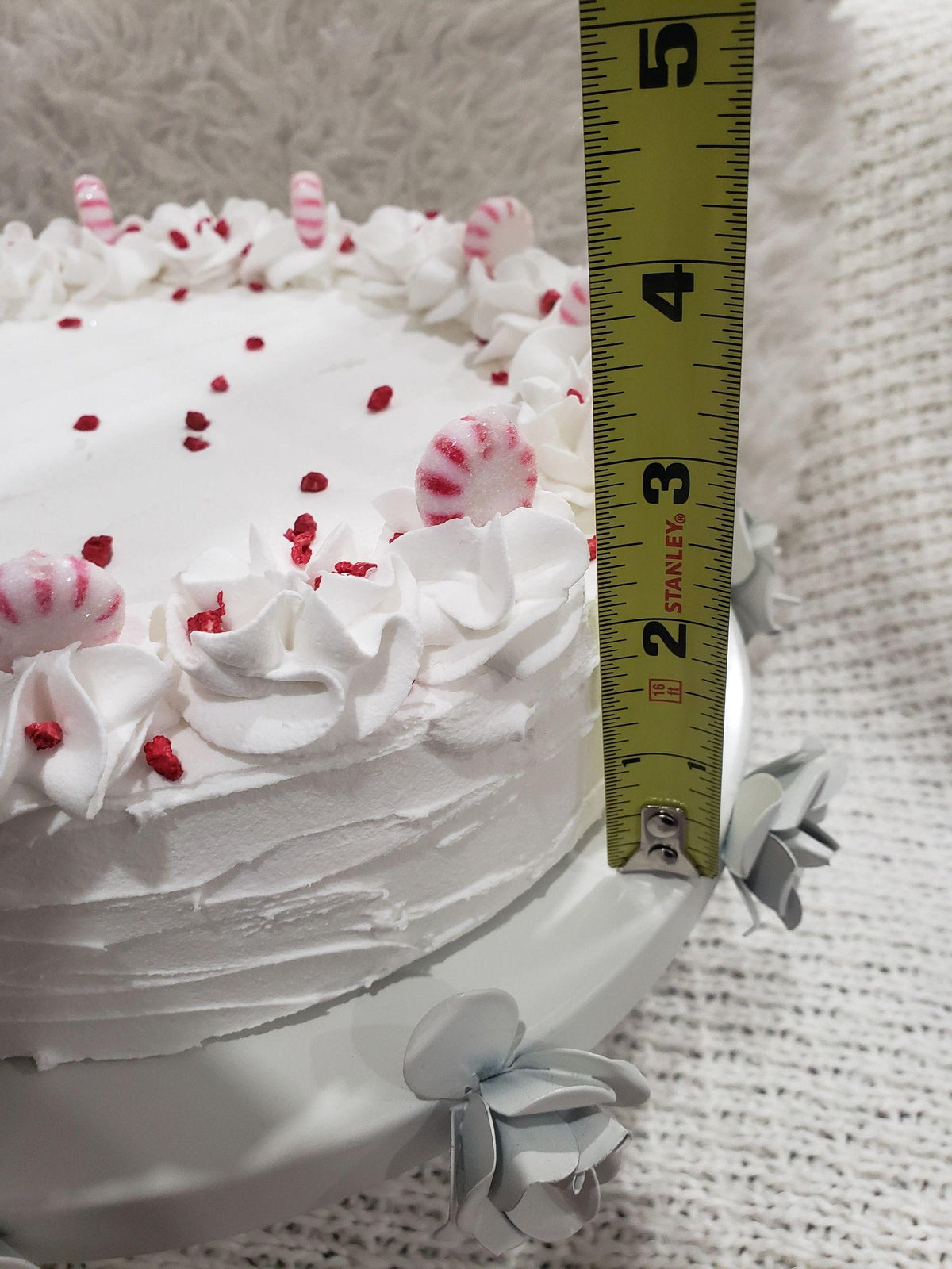 Pip Posh Design Faux Sweet Décor Vanilla Peppermint Cake Holiday Collection