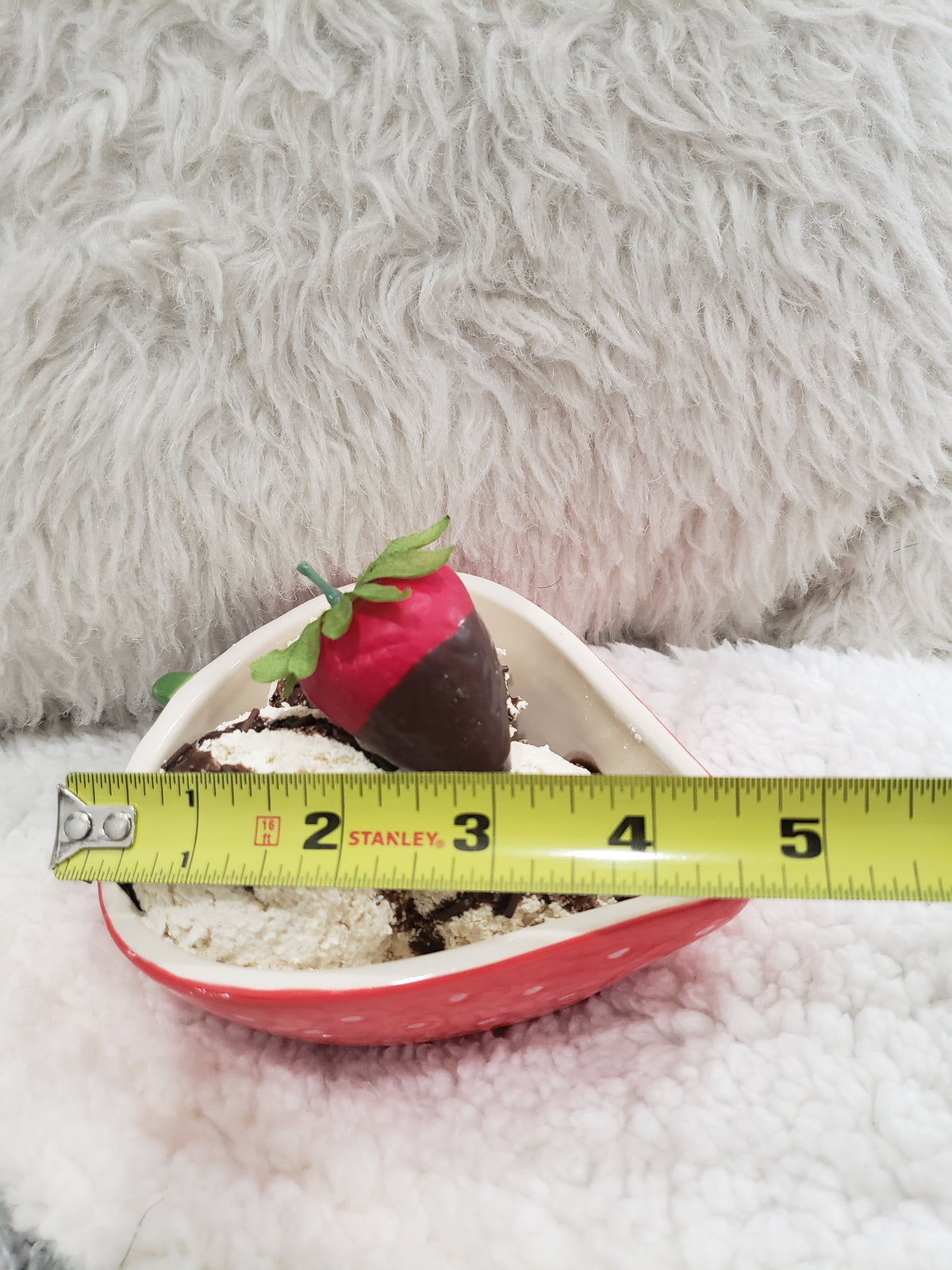 Pip Posh Design Faux Sweet Décor Strawberry Dish &amp; Vanilla Chocolate Drizzle Dessert Collection