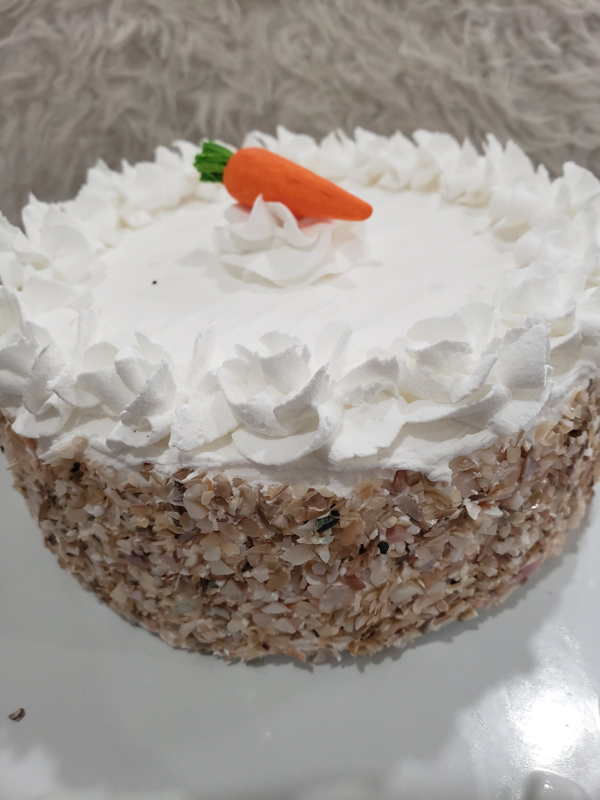 Pip Posh Design Faux Sweet Décor Whipped Carrot Cake Collection