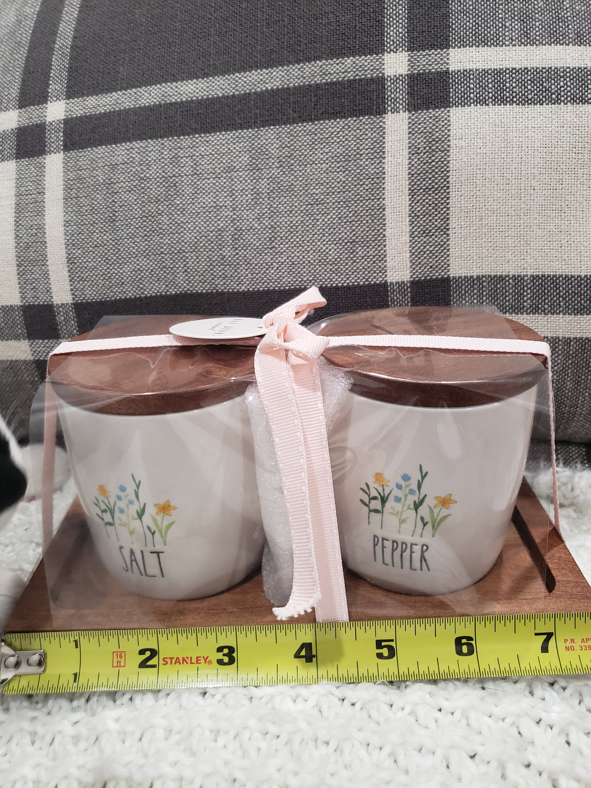 Rae Dunn &quot;Salt &amp; Pepper&quot; Flowers White Cellars On A Wooden Server Spring Collection