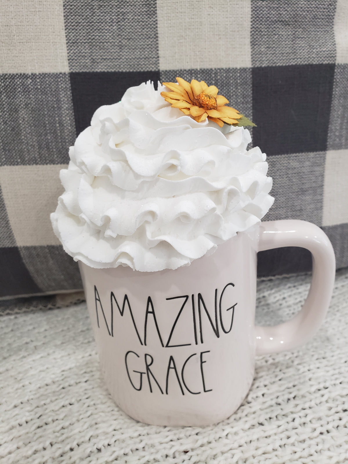Pip Posh Design Faux Sweet Décor White Whipped Sunflower Mug Topper