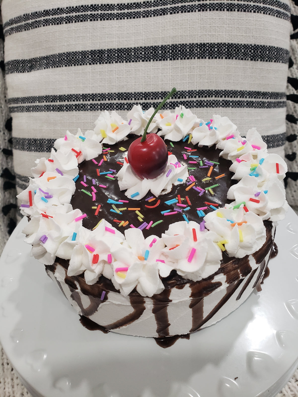 Pip Posh Design Faux Sweet Décor Chocolate Vanilla Confetti Cake Collection