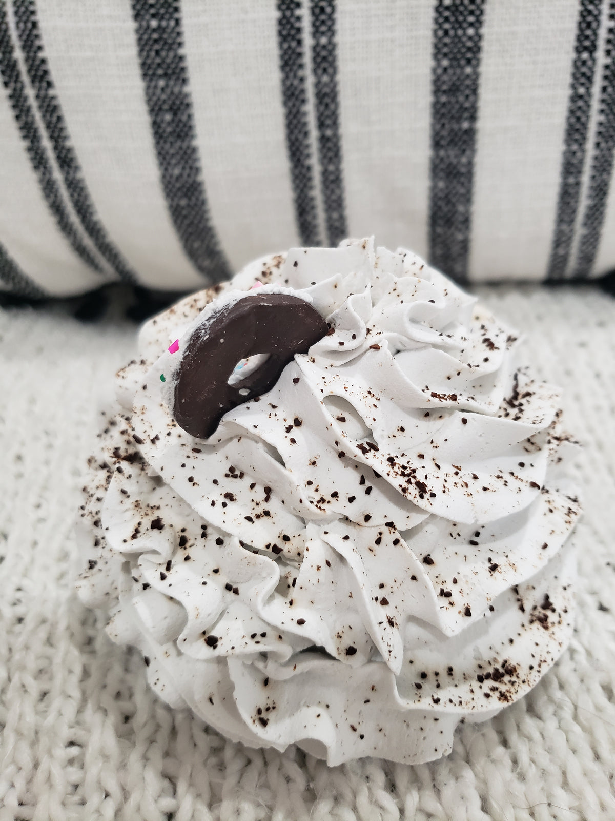 Pip Posh Design Faux Sweet Décor Whipped Vanilla Donut Mug Topper Collection