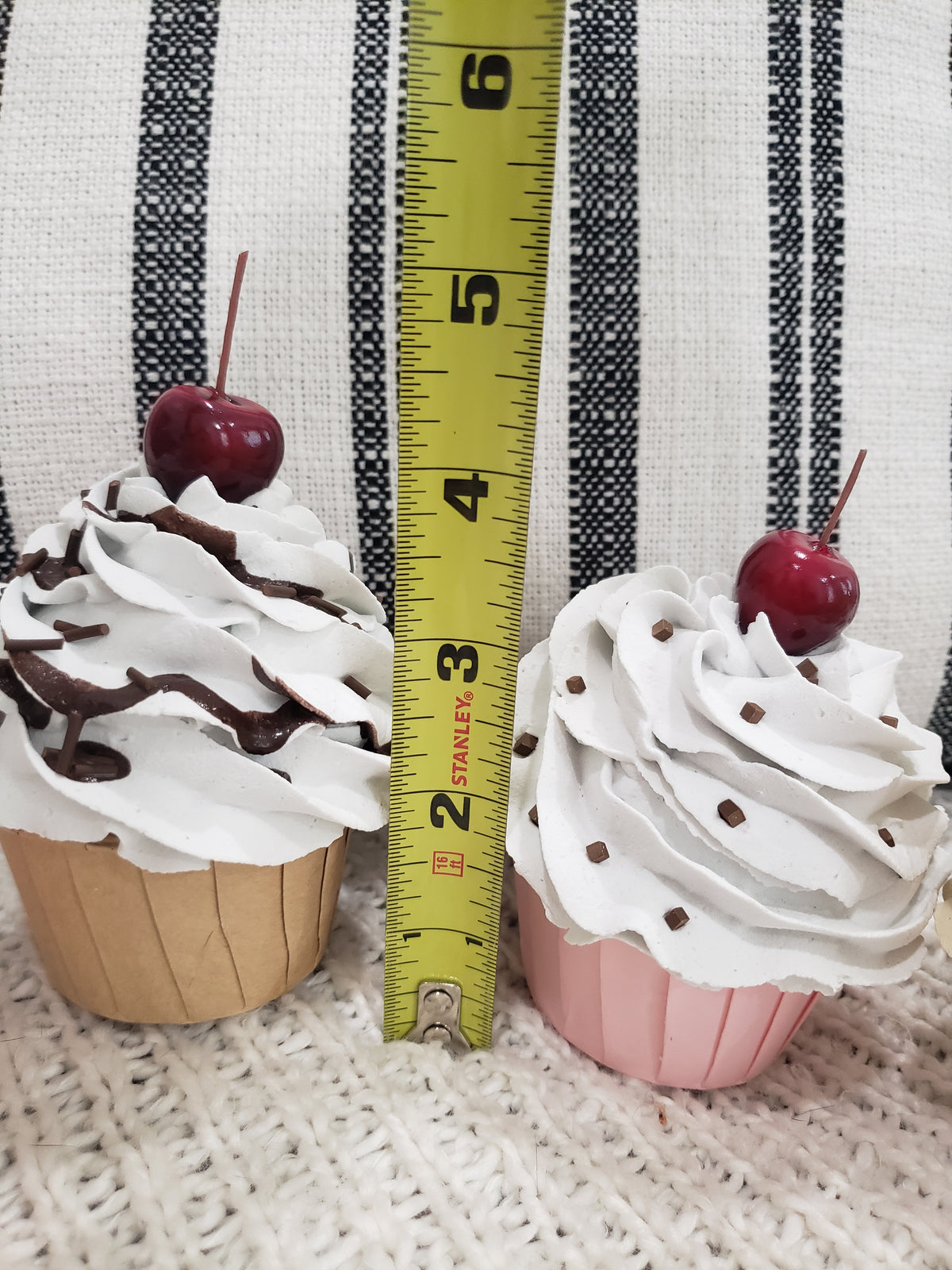 Pip Posh Design Faux Sweet Décor Whipped Assorted Cupcakes Set of 4