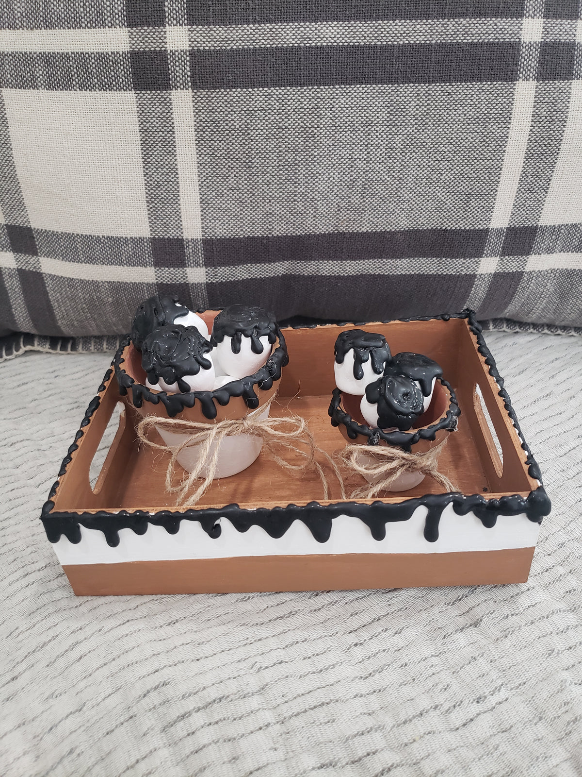 Pip Posh Design Faux Sweet Décor Marshmallow S&#39;mores &amp; Tray Bundle