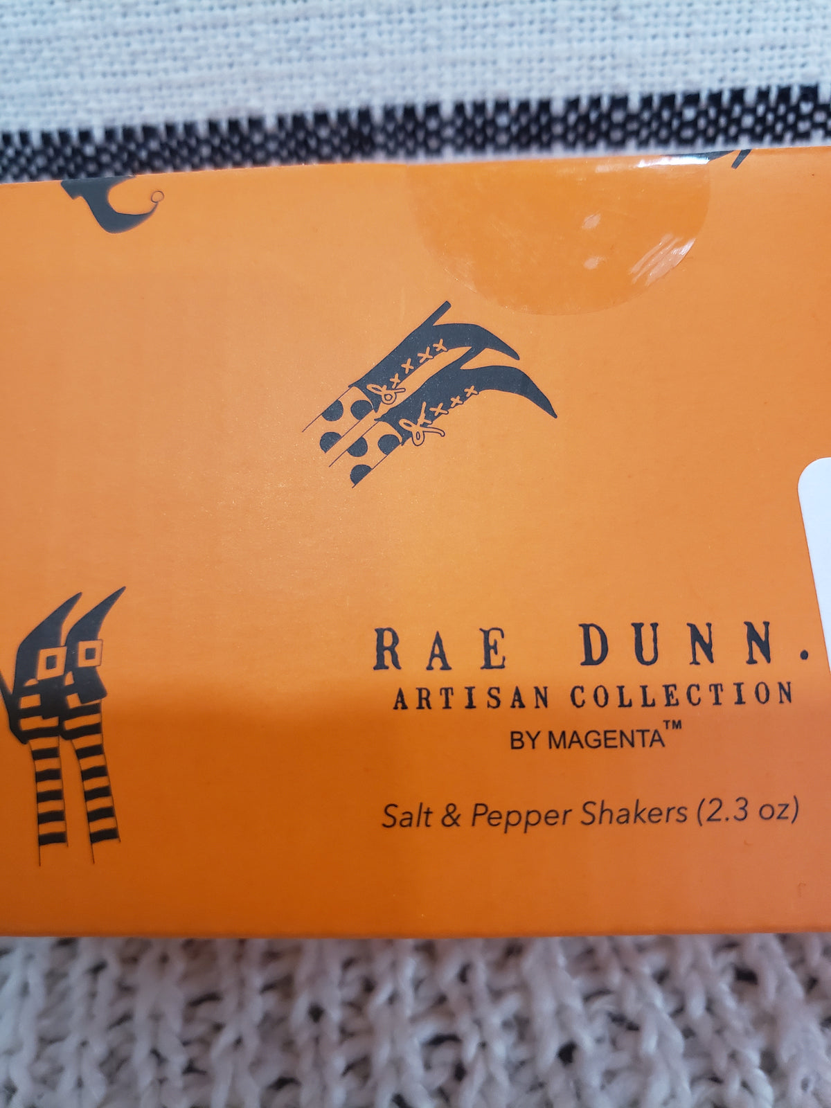 Rae Dunn &quot;Boo! &amp; Eek!&quot; Black Cauldron Salt and Pepper Shakers