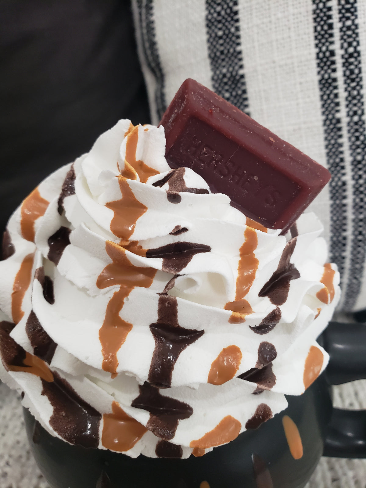 Rae Dunn &quot;EEK!&quot; Black Cauldron Mug &amp; Pip Posh Design Faux Sweet Décor Carmel Chocolate Drizzle White Whipped Topper