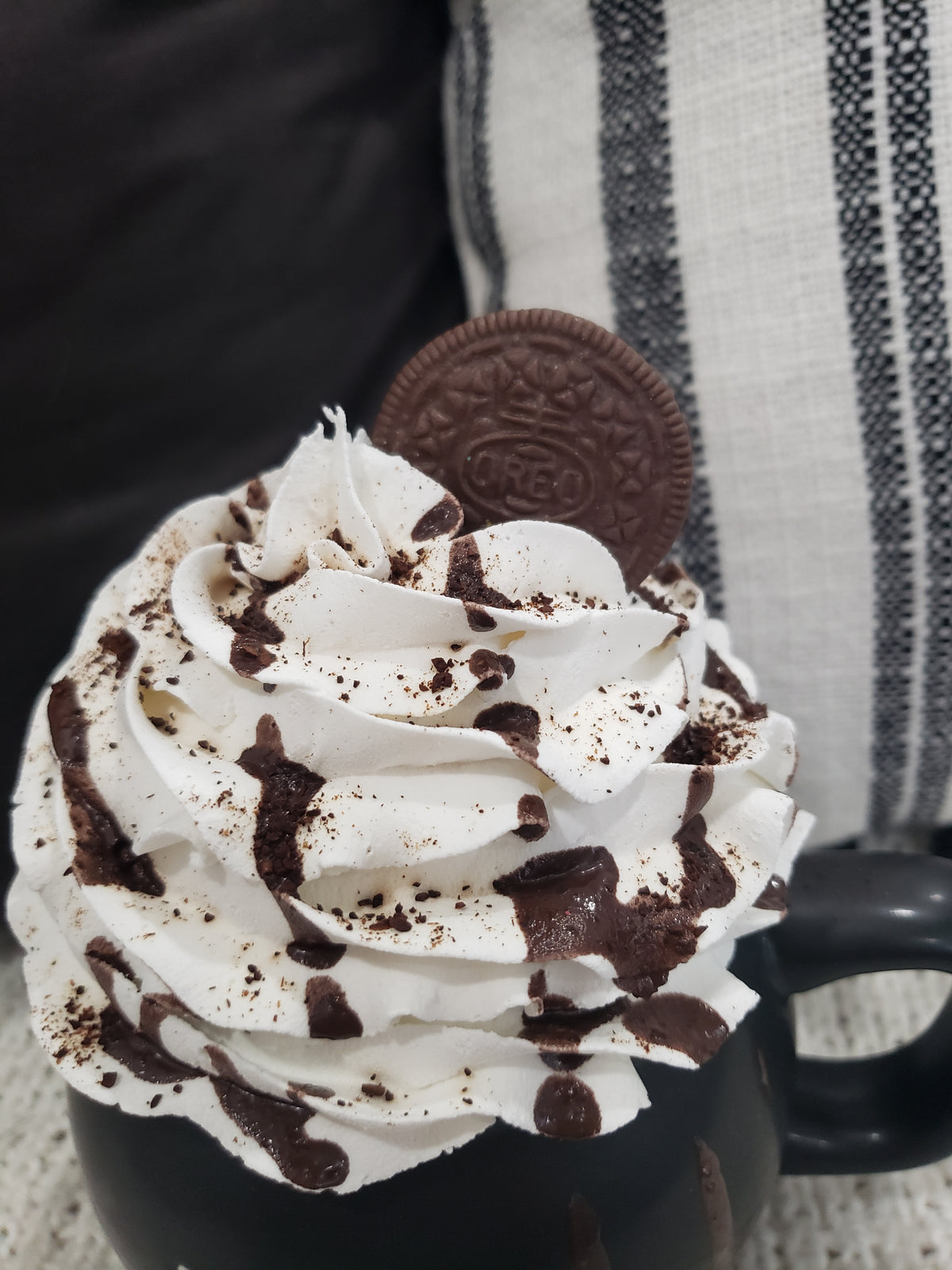 Rae Dunn &quot;Boo&quot; Black Cauldron Mug &amp; Pip Posh Design Faux Sweet Décor White Whipped Oreo Cookie Topper