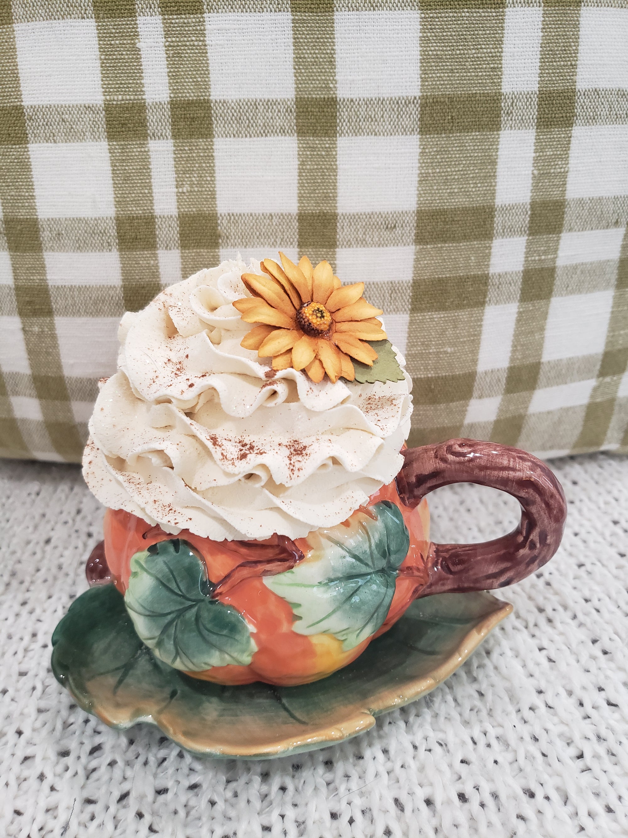 Pip Posh Design Faux Sweet Décor Harvest Pumpkin Tea Cup & Ivory Sunflower Whipped Topper