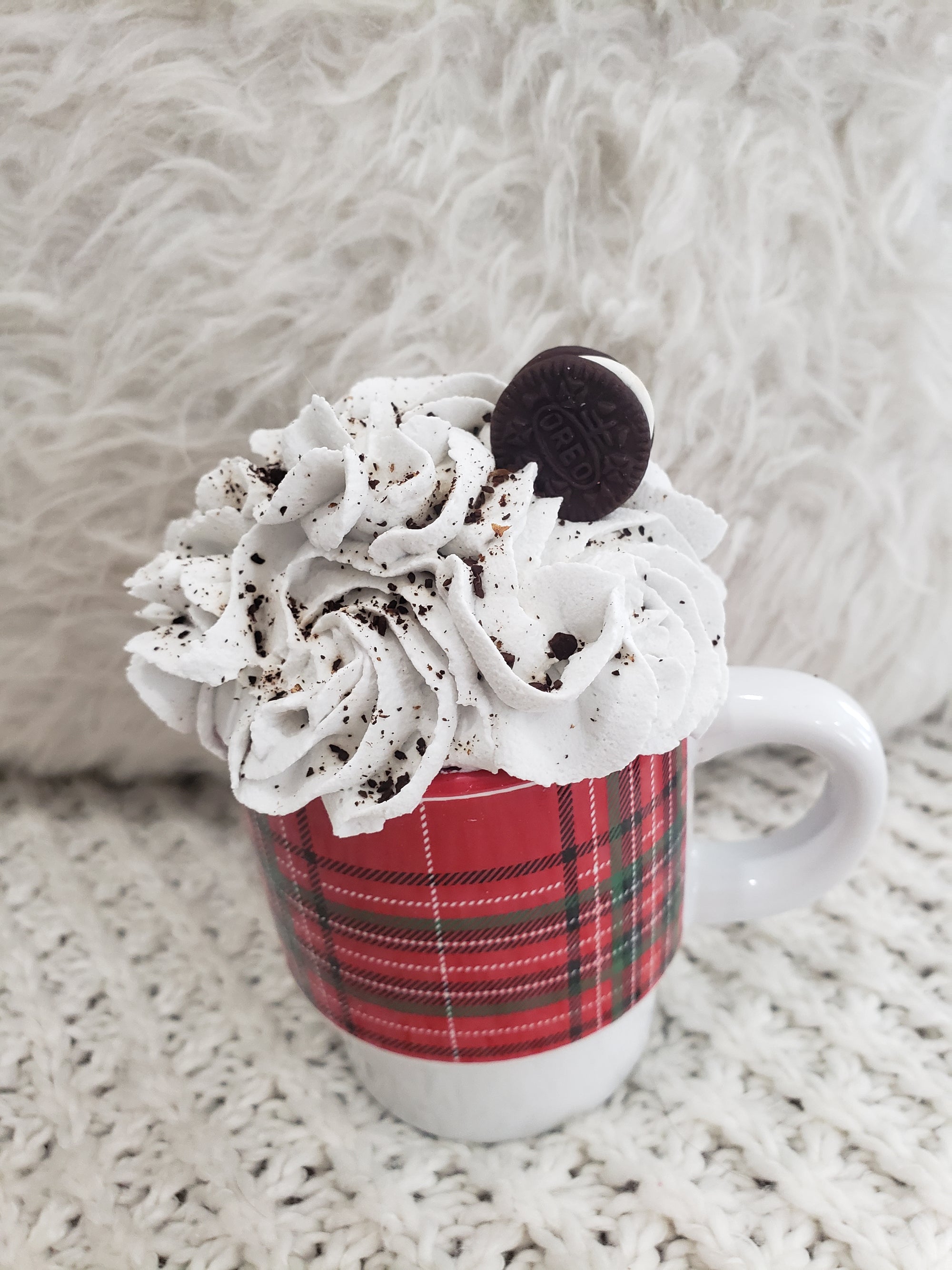 Pip Posh Design Faux Sweet Décor Holiday Mini Mug & Oreo Cookie Whipped Topper Collection