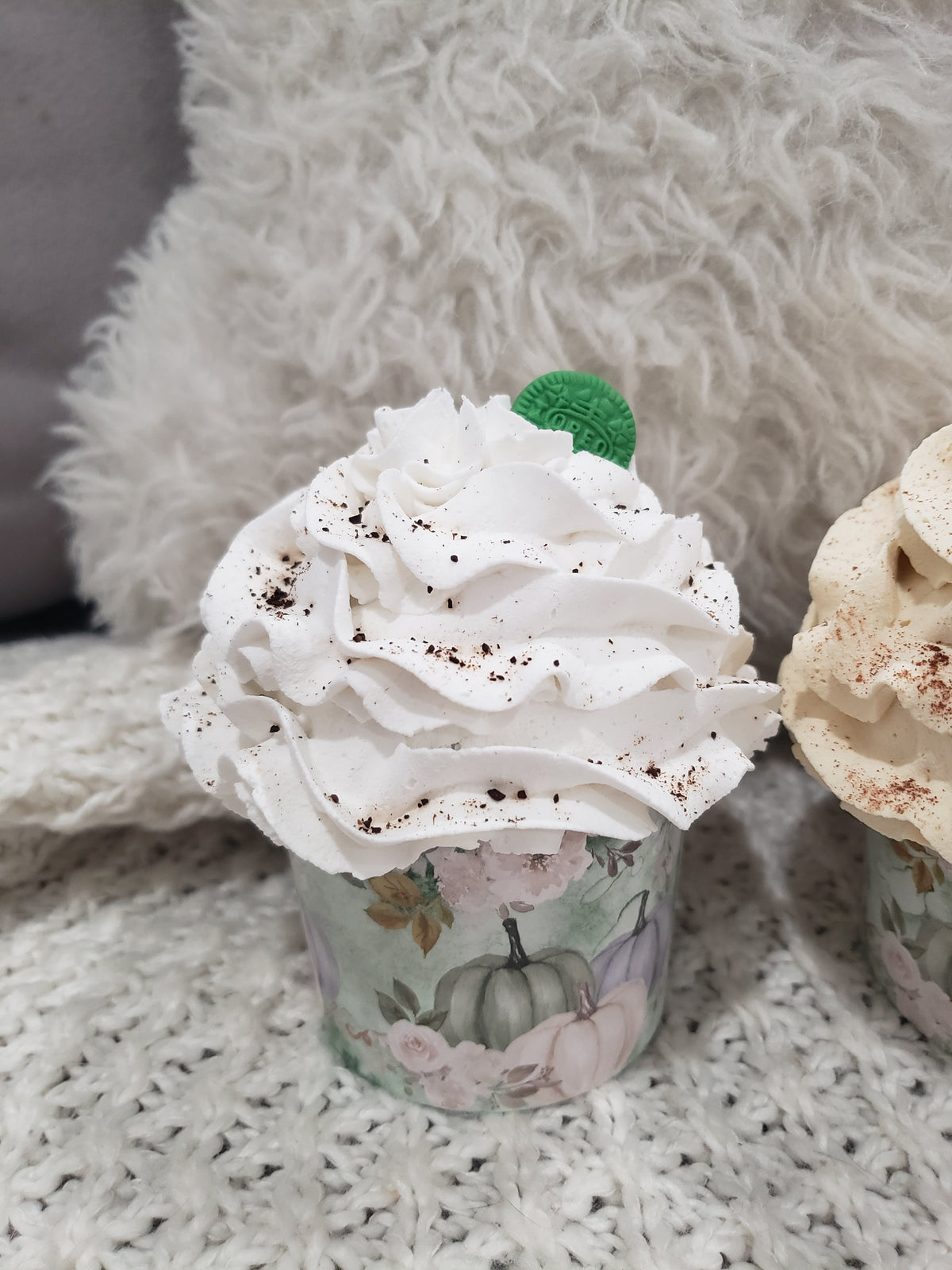 Pip Posh Design Faux Sweet Décor Fall Pumpkin Whipped Cookie Toppers Cupcake Assortment Set Of 4