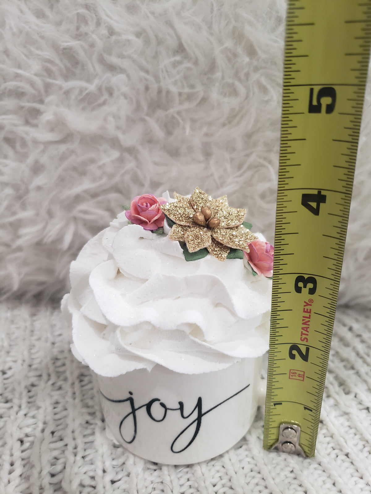 Pip Posh Design Faux Sweet Décor &quot;Joy&quot; Mini Mug &amp; White Golden Flower Whipped Topper Holiday Collection