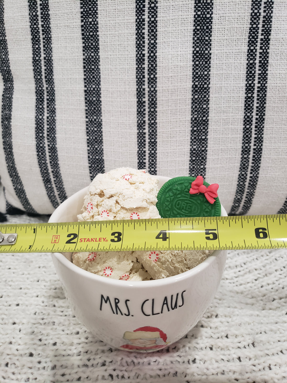 Rae Dunn &quot;Mrs. Claus&quot; Bowl &amp; Pip Posh Design Faux Sweet Décor Vanilla Peppermint Ice Cream Dessert Bowl Holiday Collection