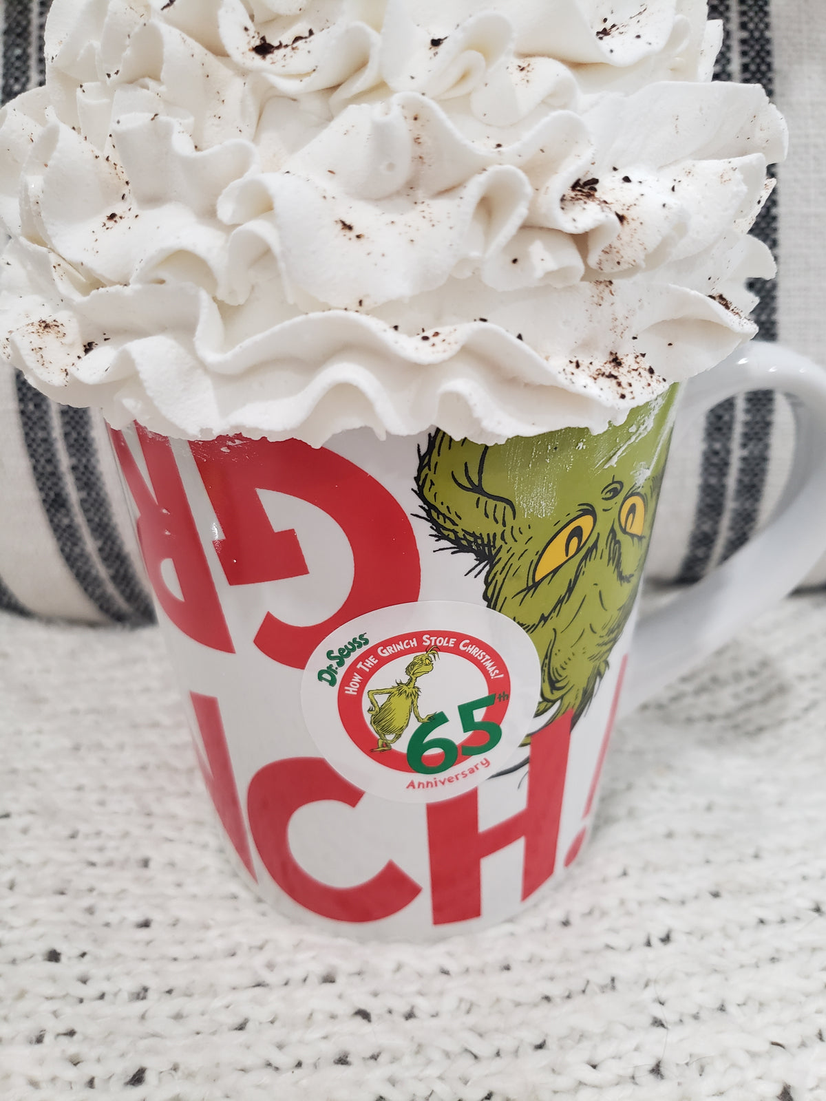Pip Posh Design Faux Sweet Décor &quot;Grinch&quot; Mug &amp; White Whipped Green Oreo Cookie Topper Holiday Collection
