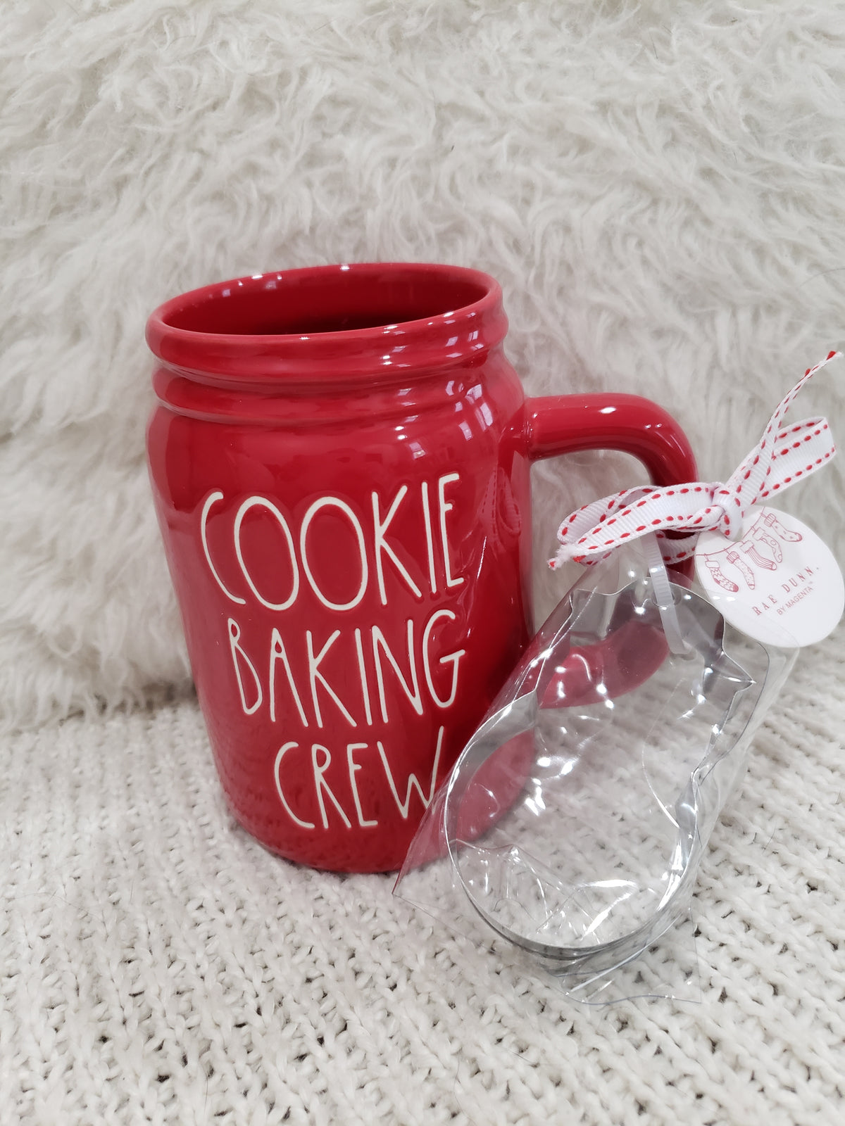 Rae Dunn &quot;Cookie Baking Crew&quot; Red Mason Jar Mug &amp; Snowman Cookie Cutter Holiday Collection