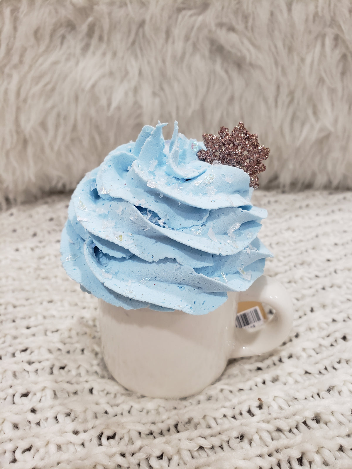 Pip Posh Design Faux Sweet Décor White Mini Mug &amp; Blue Whipped Snowflake Topper Holiday Collection