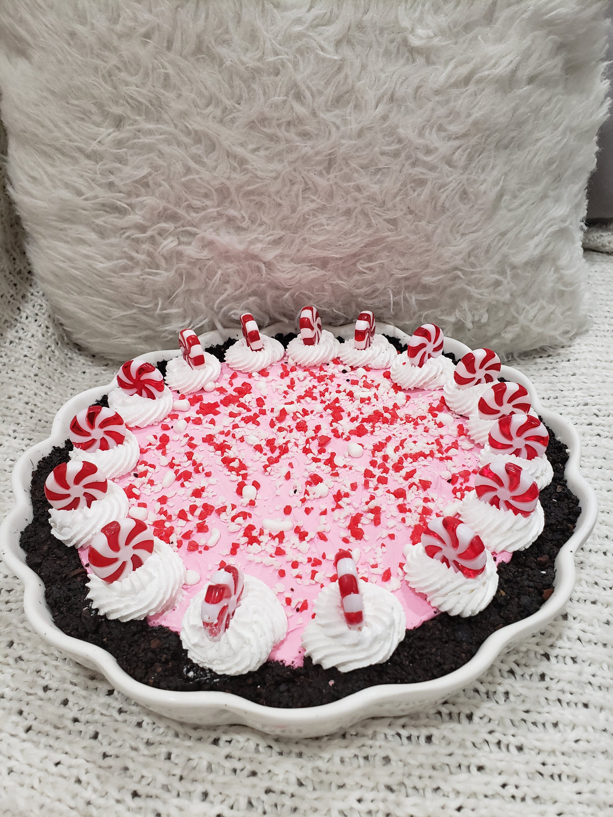 Pip Posh Design Faux Sweet Décor Whipped Peppermint Pie Holiday Collection