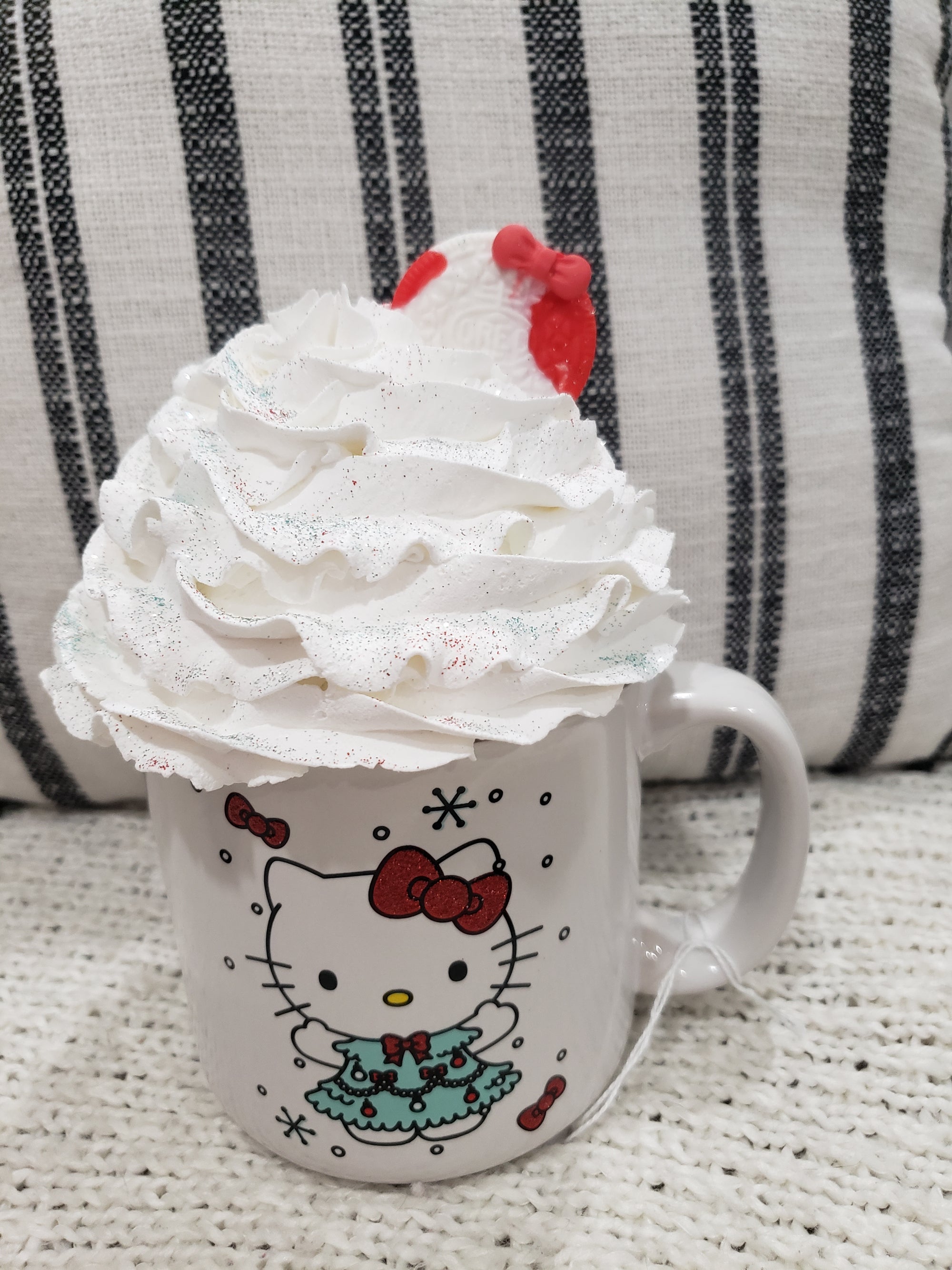 Pip Posh Design Faux Sweet Décor Hello Kitty Mug & Whipped Peppermint Topper Holiday Collection