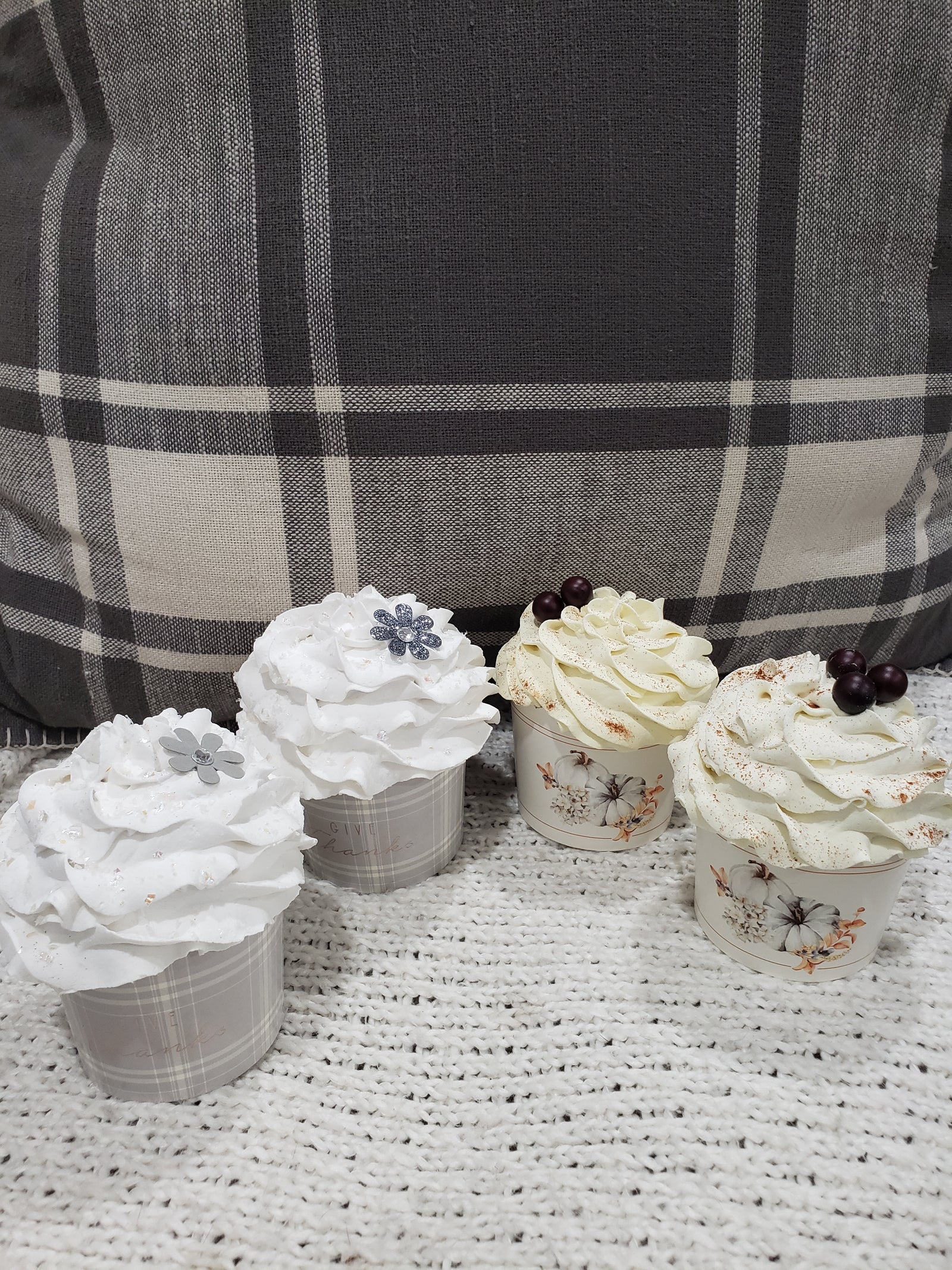 Pip Posh Design Faux Sweet Décor "Give Thanks & Pumpkin" Cupcake Assortment Set Of 4 Fall Collection