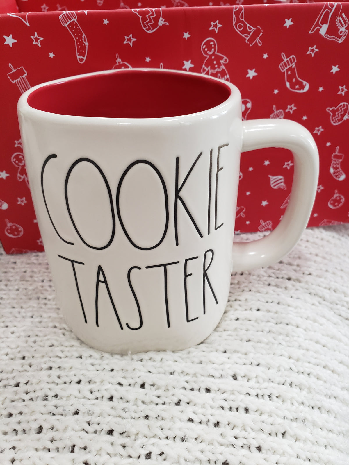 Rae Dunn &quot; Cookie Taster&quot; Holiday Mug Collection