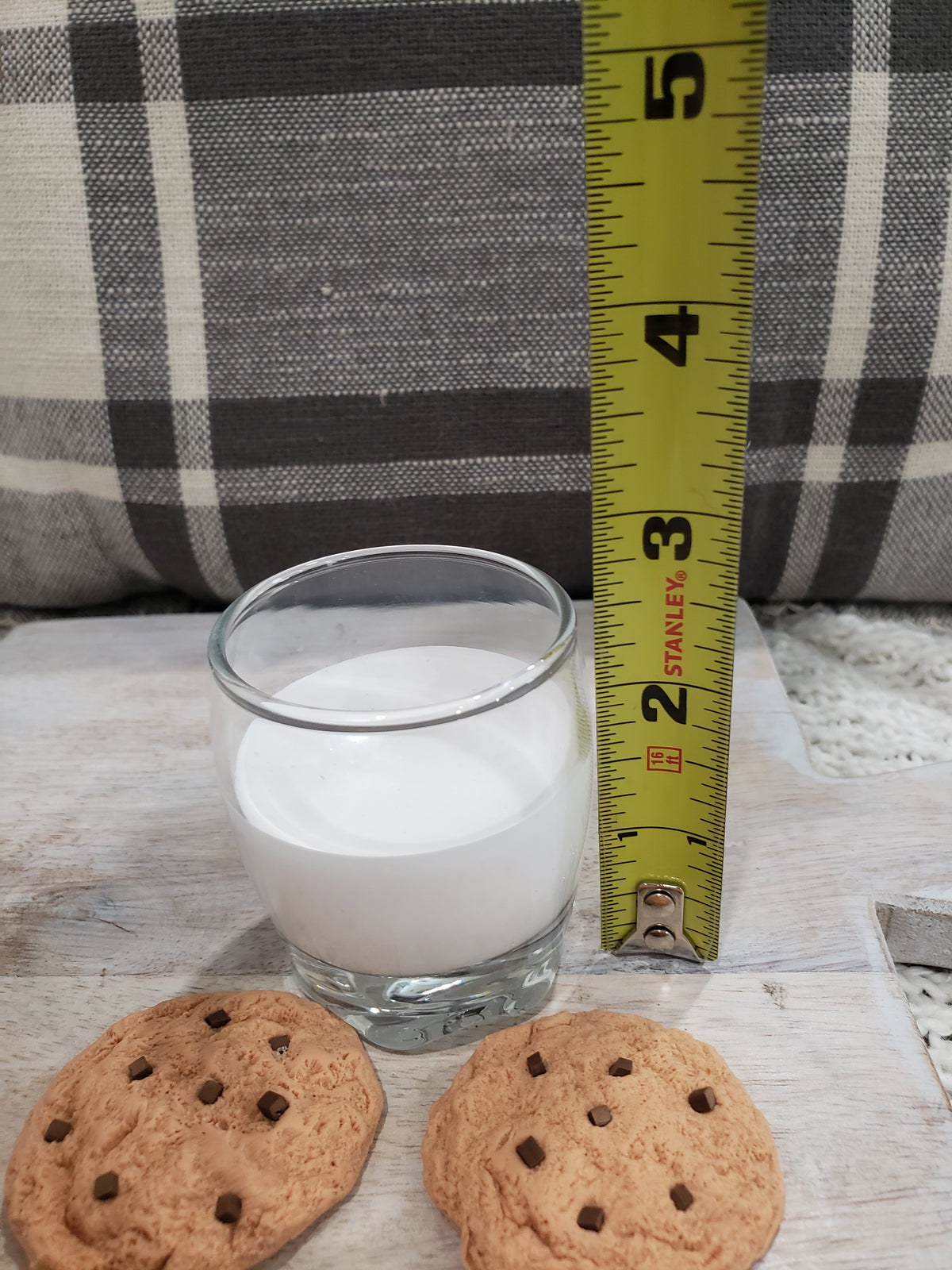 Pip Posh Design Faux Sweet Décor Mini Milk &amp; Cookies Bakery Collection