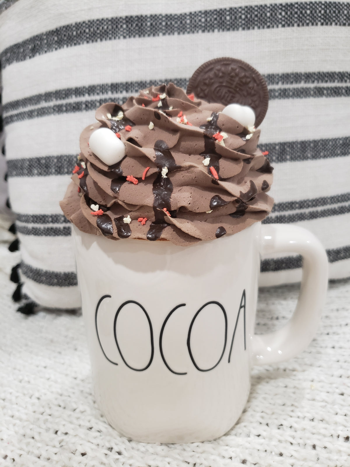 Pip Posh Design Faux Sweet Décor Chocolate Oreo Marshmallow Whipped Mug Topper