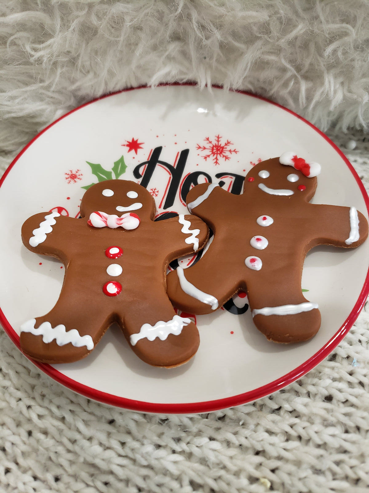 Pip Posh Design Faux Sweet Décor Mr. &amp; Mrs. Gingerbread Cookies Holiday Collection
