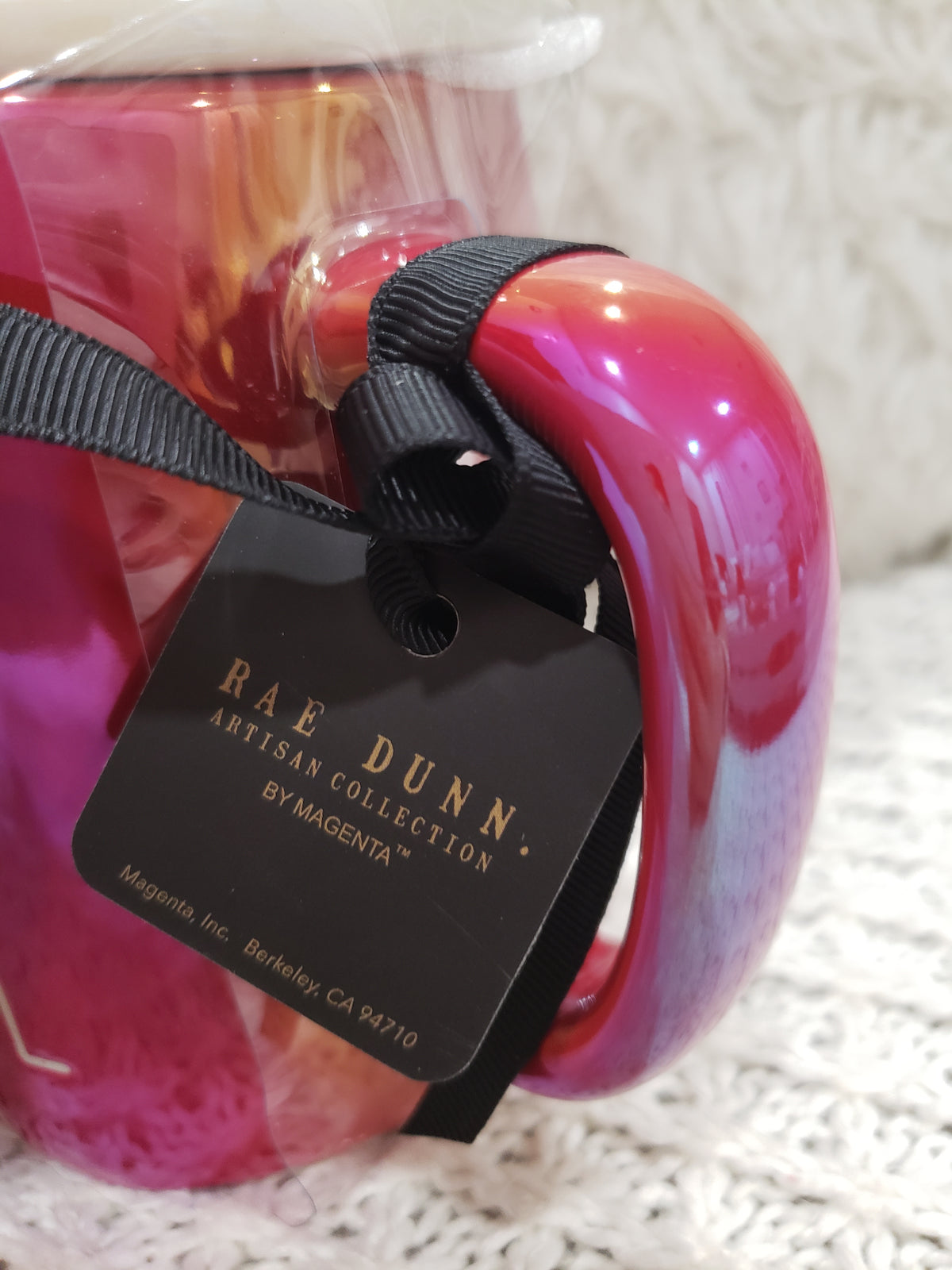 Rae Dunn &quot;Snow White&quot; Red Iridescent Mug &amp; Poisson Apple Mug Topper Disney&#39;s Snow White Princess Collection