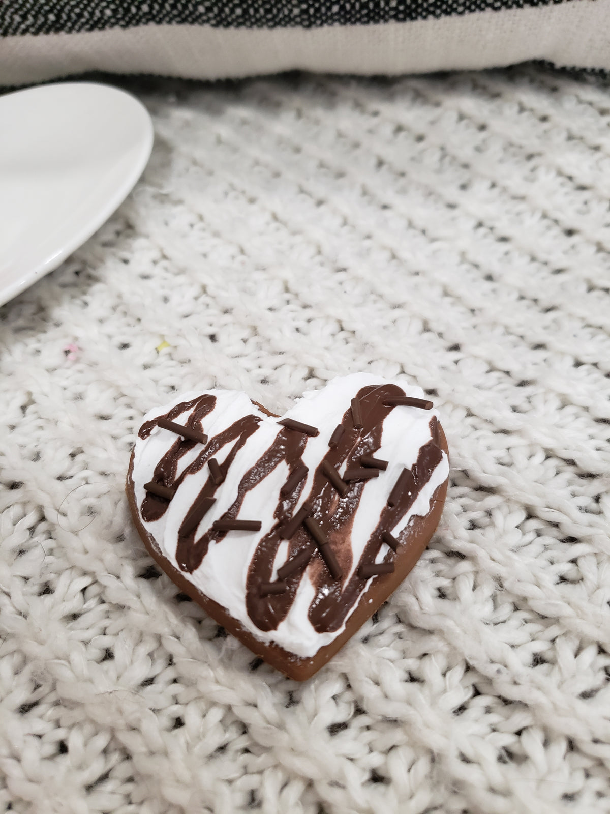 Pip Posh Design Faux Sweet Décor Frosted Heart Cookies Set Of 3