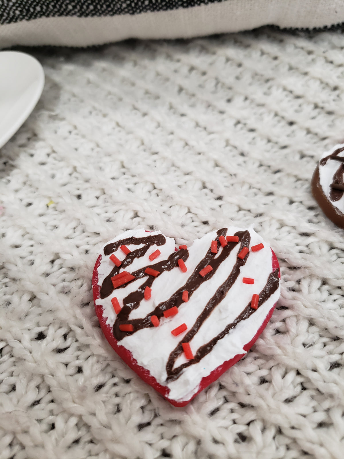 Pip Posh Design Faux Sweet Décor Frosted Heart Cookies Set Of 3