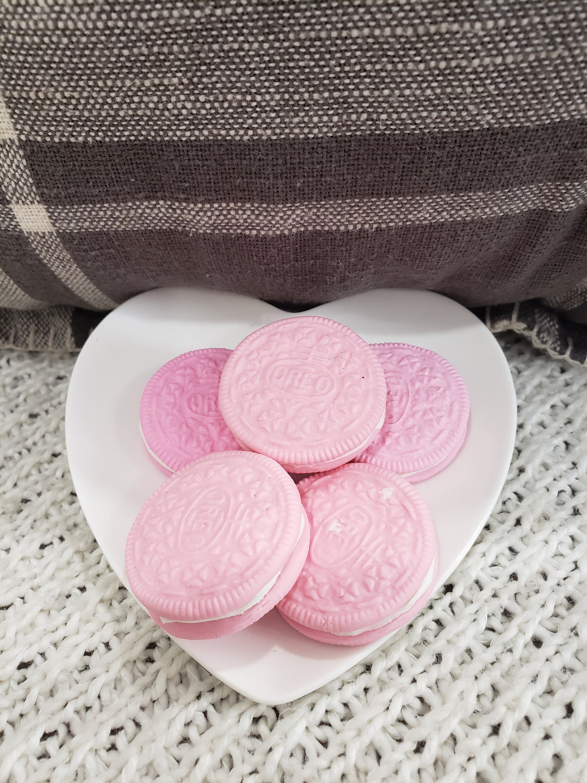Pip Posh Design Faux Sweet Décor Pink Oreo Cookies Set Of 5 Bakery Collection