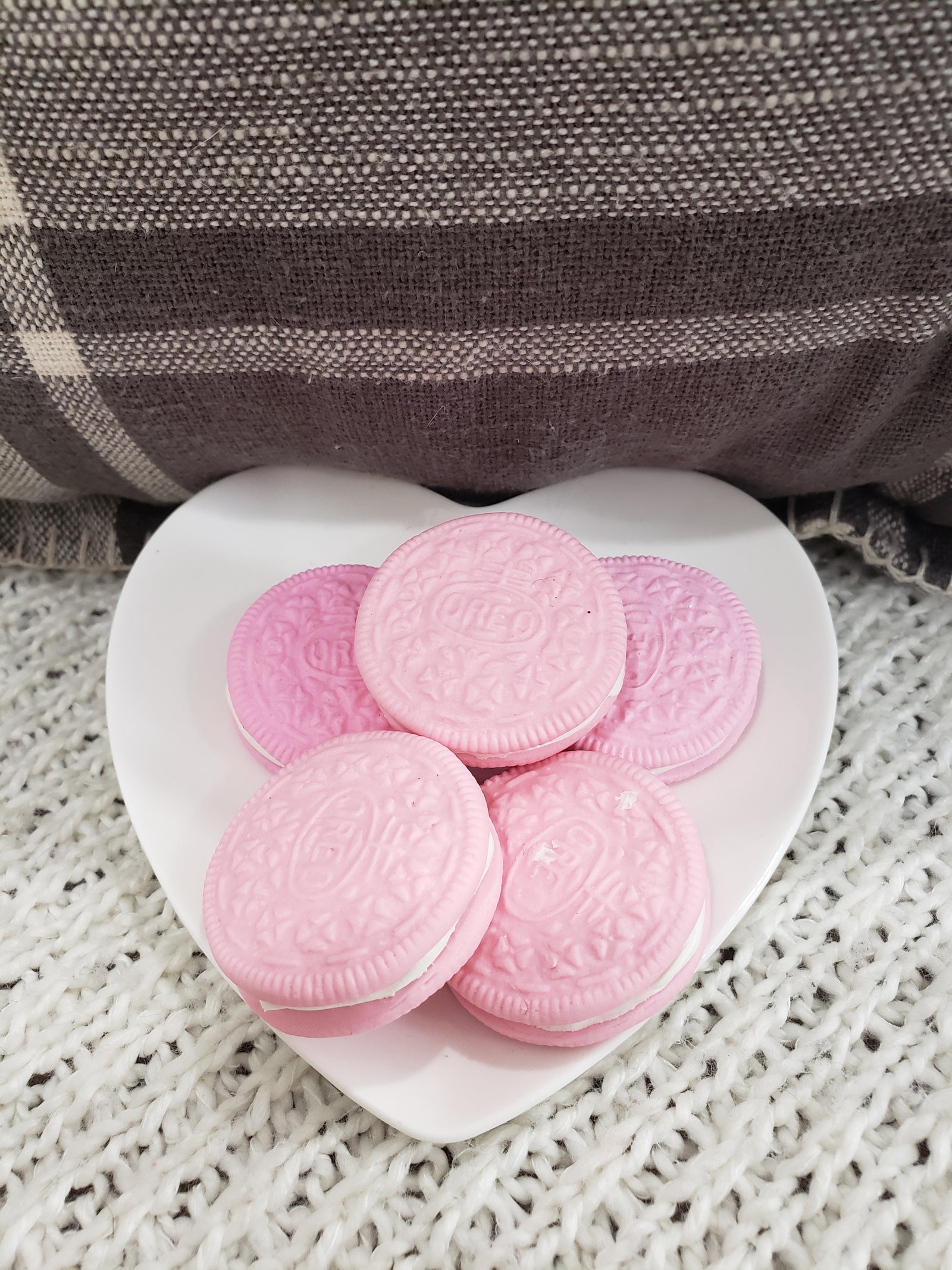 Pip Posh Design Faux Sweet Décor Pink Oreo Cookies Set Of 5 Bakery Collection