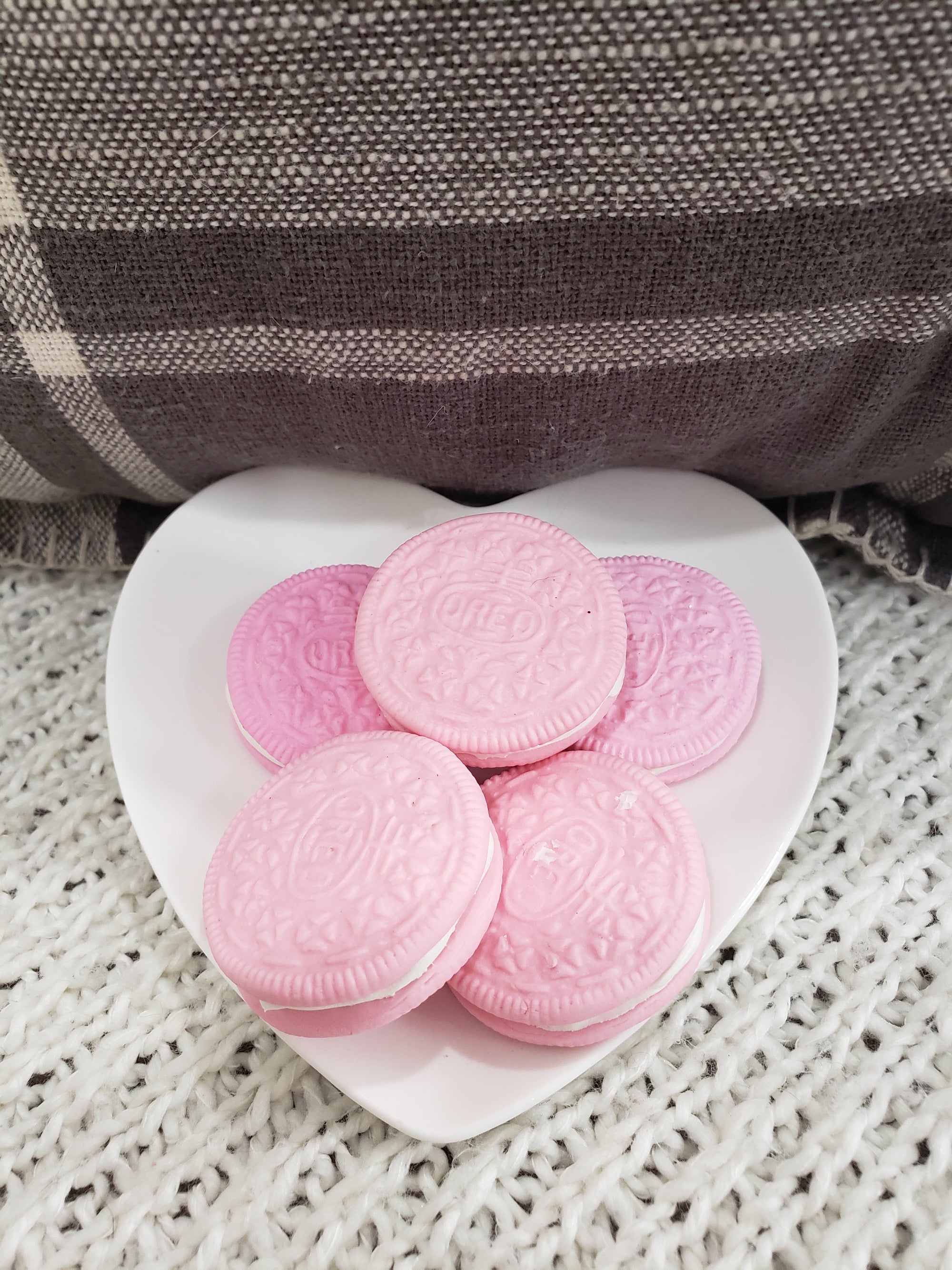 Pip Posh Design Faux Sweet Décor Pink Oreo Cookies Set Of 5 Bakery Collection