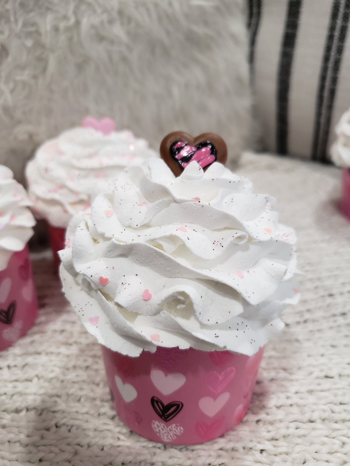 Pip Posh Design Faux Sweet Décor Hearts Cupcake Assortment Set of 4