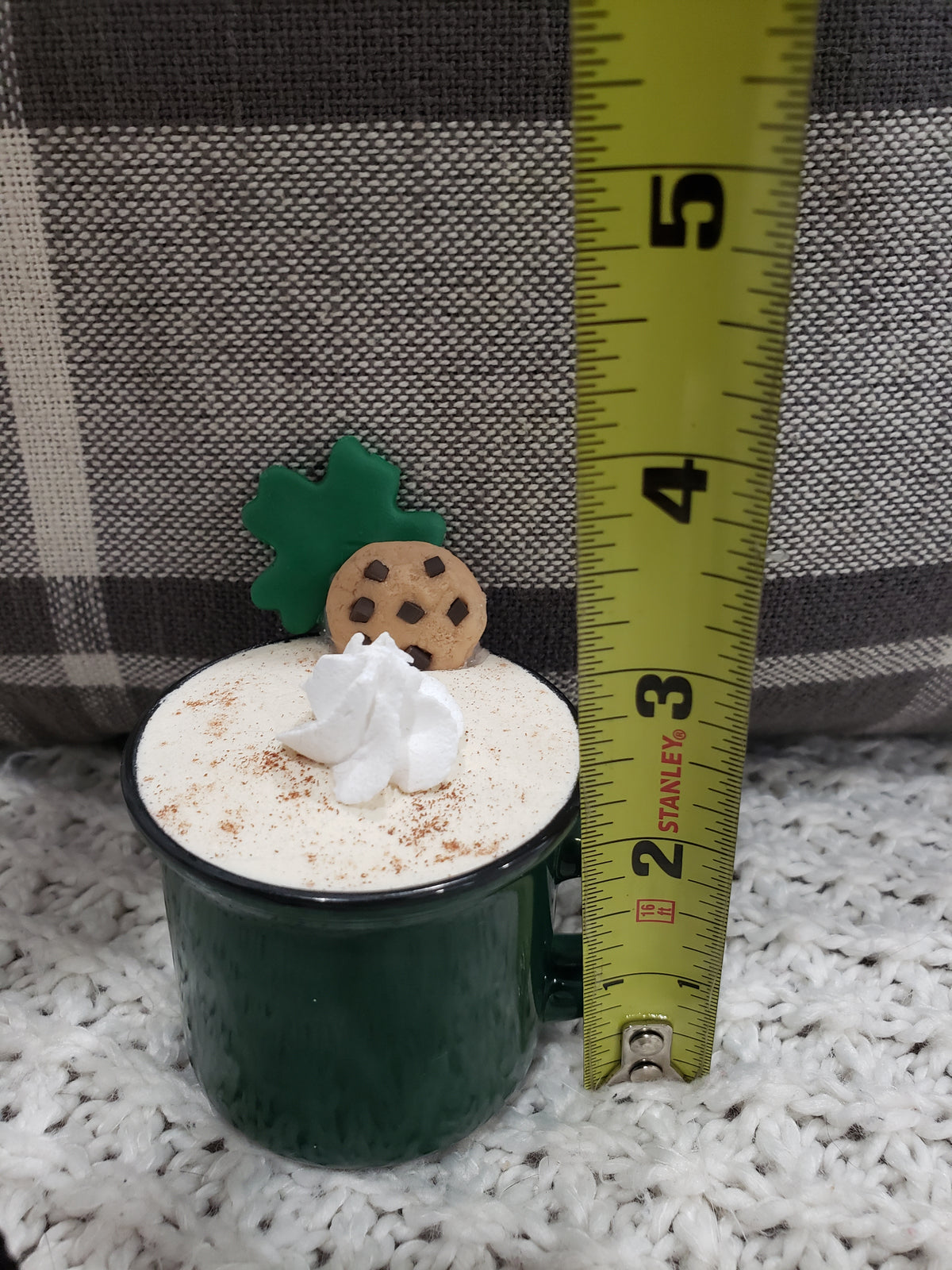 Pip Posh Design Faux Sweet Décor Mini Green Mug &amp; Cinnamon Ivory Shamrock Cookie Latte Collection