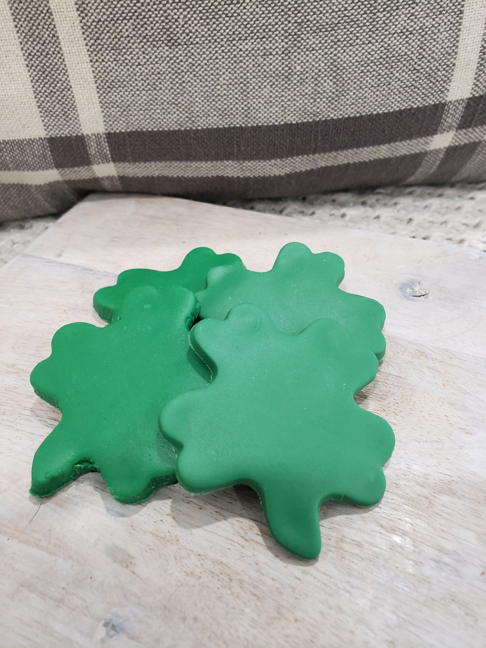 Pip Posh Design Faux Sweet Décor Mini Green Shamrock Cookies Set Of 4