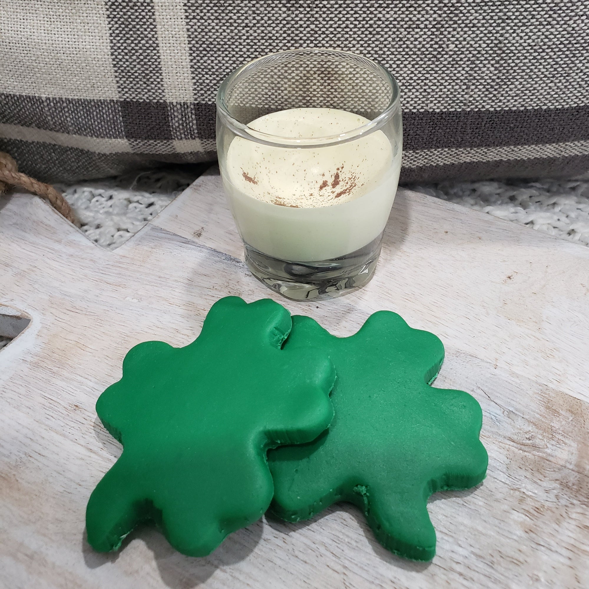 Pip Posh Design Faux Sweet Décor Mini Cinnamon Ivory Milk Glass & Green Shamrock Cookies