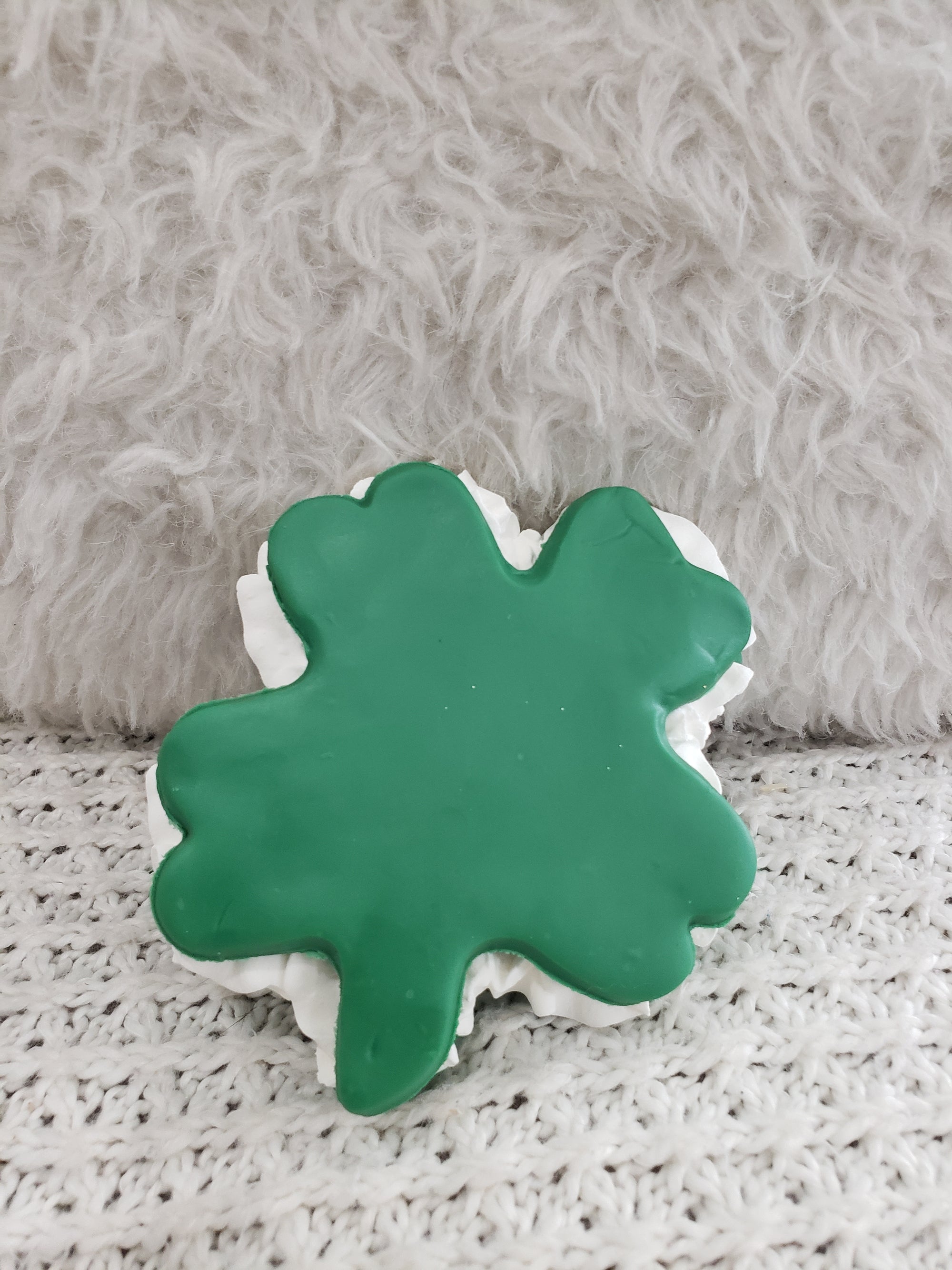 Pip Posh Design Faux Sweet Décor Whipped Shamrock Cookie Bakery Collection