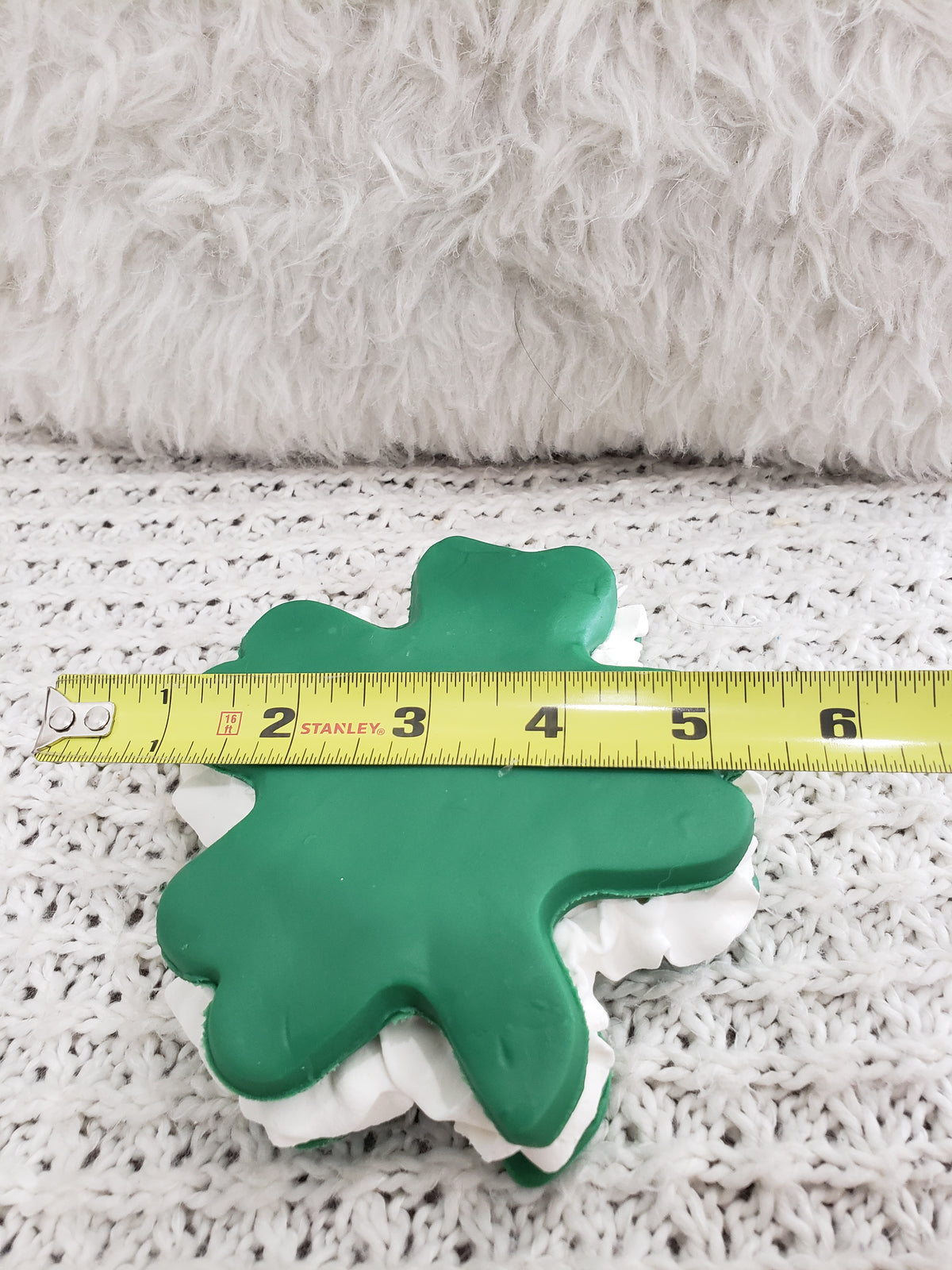 Pip Posh Design Faux Sweet Décor Whipped Shamrock Cookie Bakery Collection