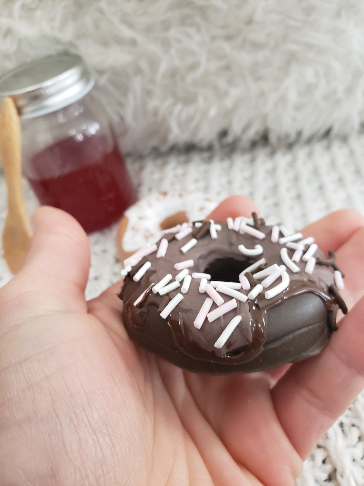 Pip Posh Design Faux Sweet Décor Mini Glass Jelly Mason Jar &amp; Donuts Bundle