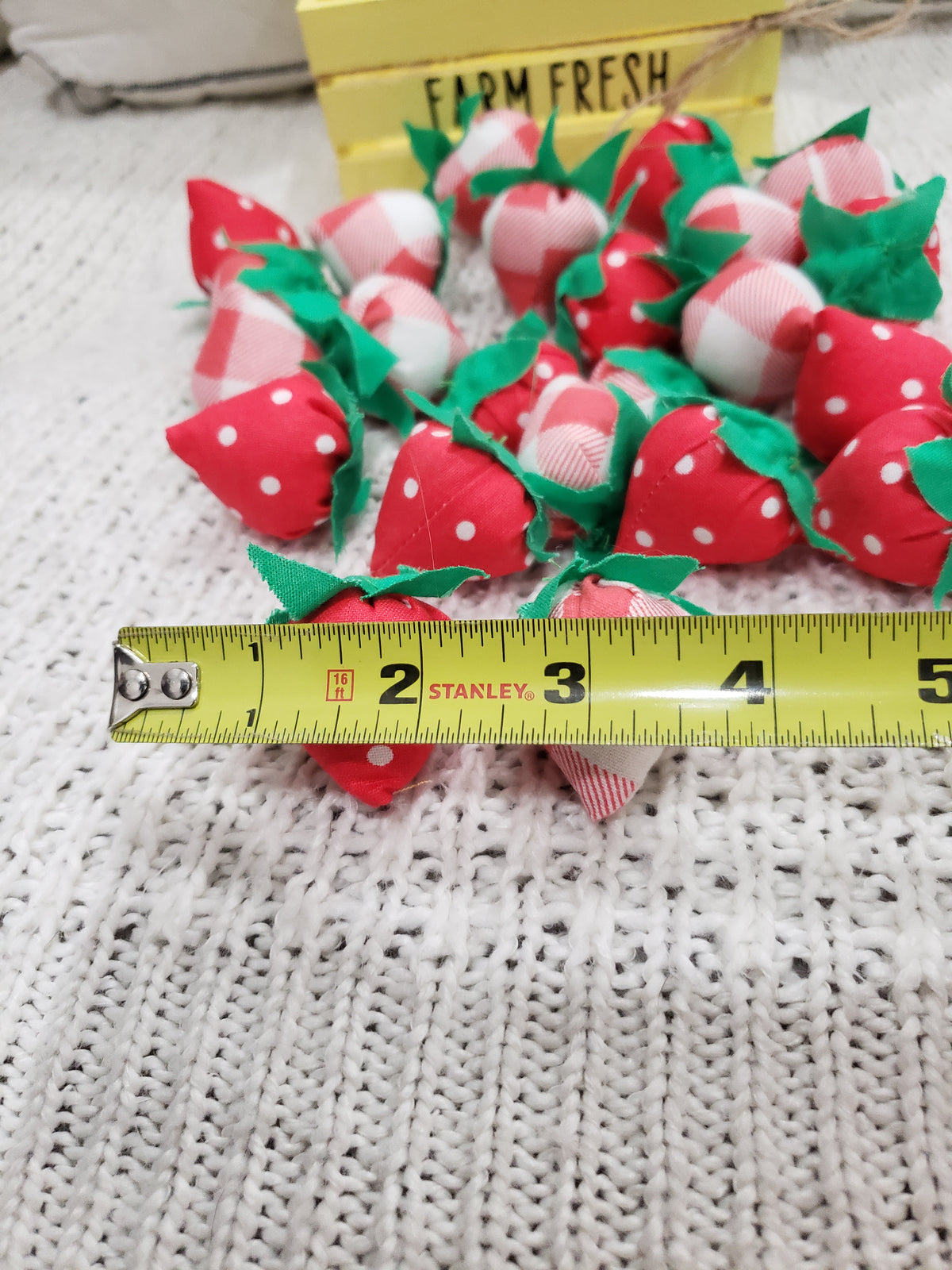 Pip Posh Design Faux Sweet Décor &quot;Farm Fresh&quot; Yellow Mini Crate &amp; Fabric Strawberries Bundle