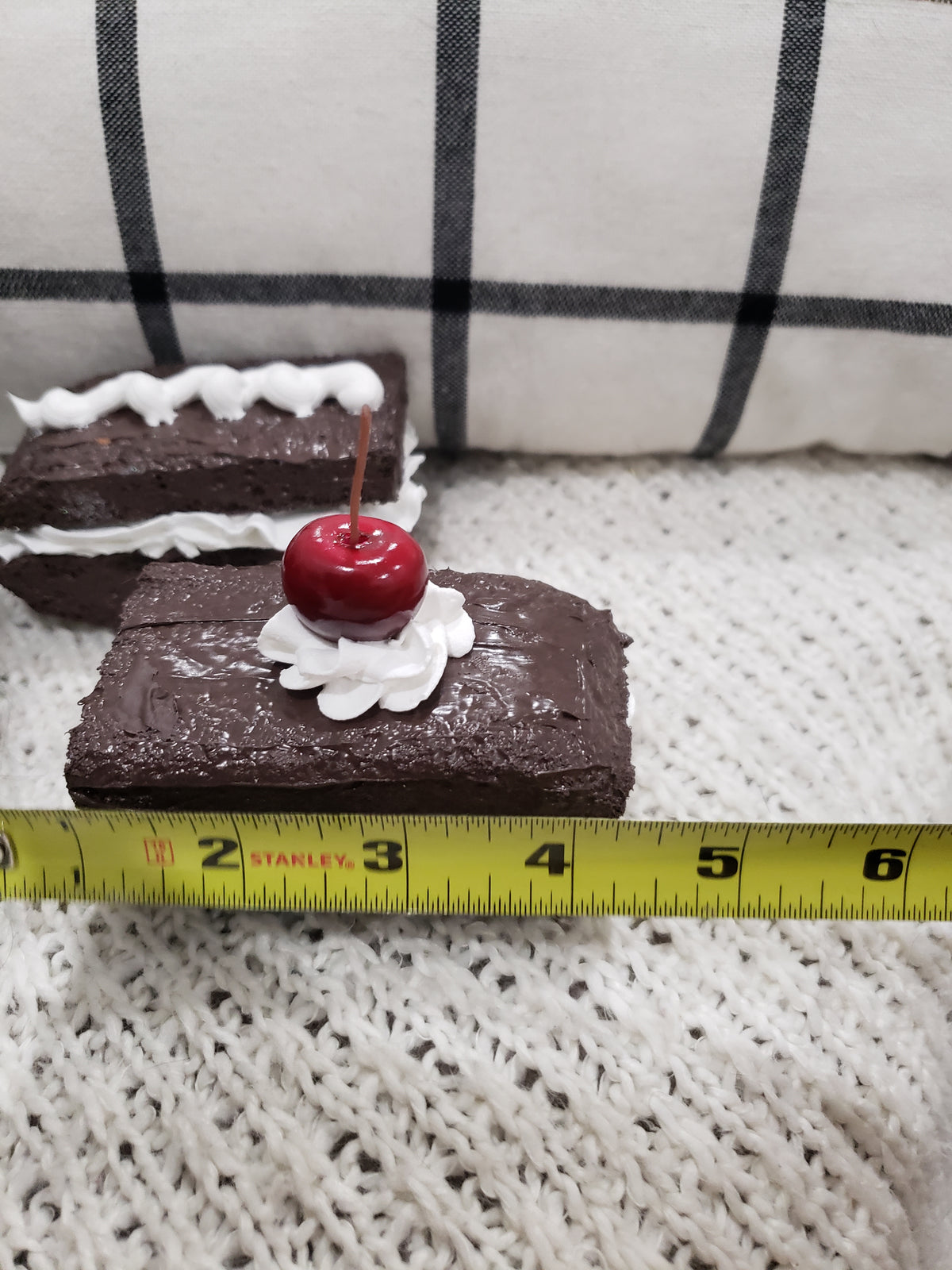 Pip Posh Design Faux Sweet Décor Whipped &amp; Stuffed Cherry On Top Brownie Cakes Set Of 2 Bakery Collection