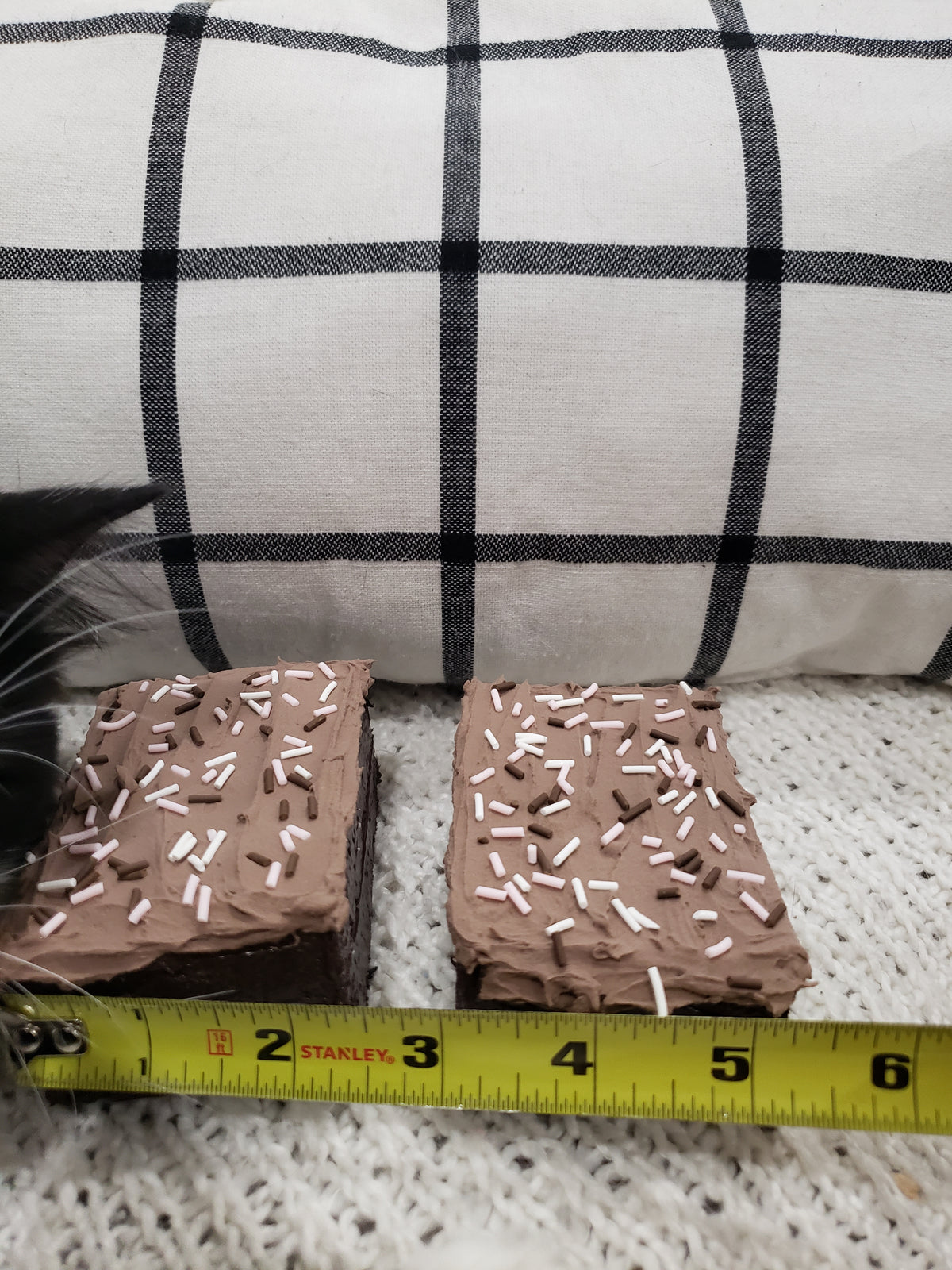 Pip Posh Design Faux Sweet Décor Chocolate Frosted Sprinkled Brownies Set Of 2 Bakery Collection