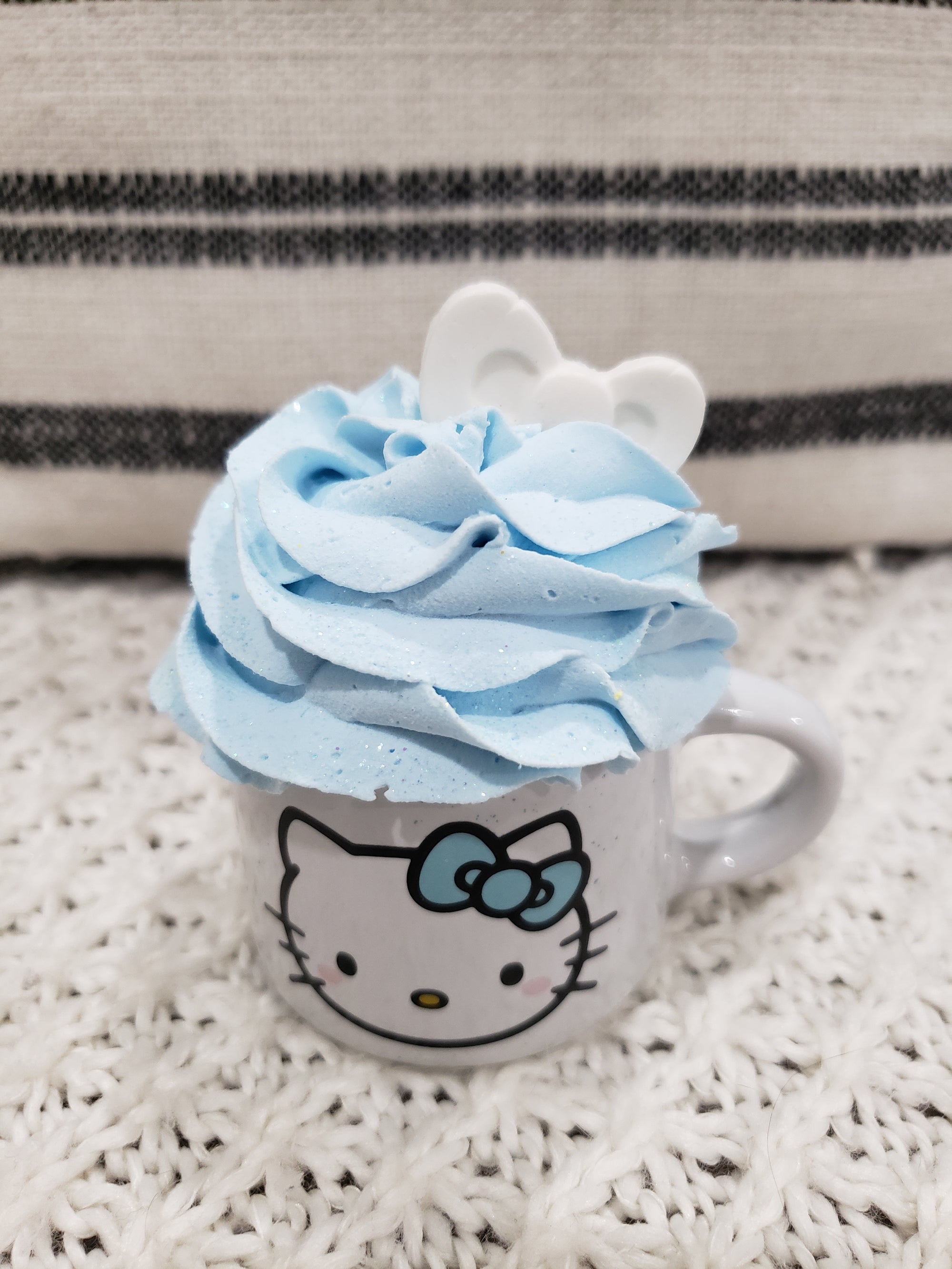 Pip Posh Design Faux Sweet Décor Hello Kitty Mini Mug & Blue Whipped HK Bow Topper Hk Collection