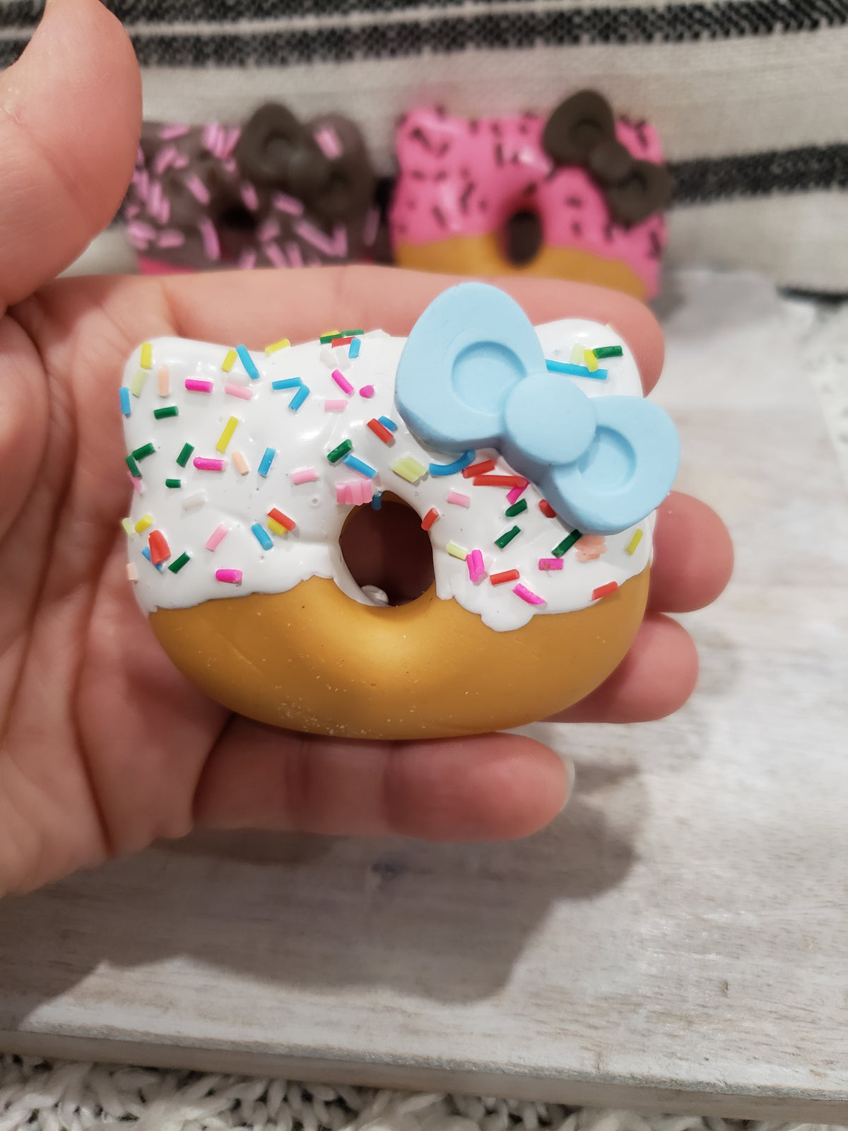 Pip Posh Design Faux Sweet Décor Hello Kitty Donut Assortment Set Of 4 Hk Collection