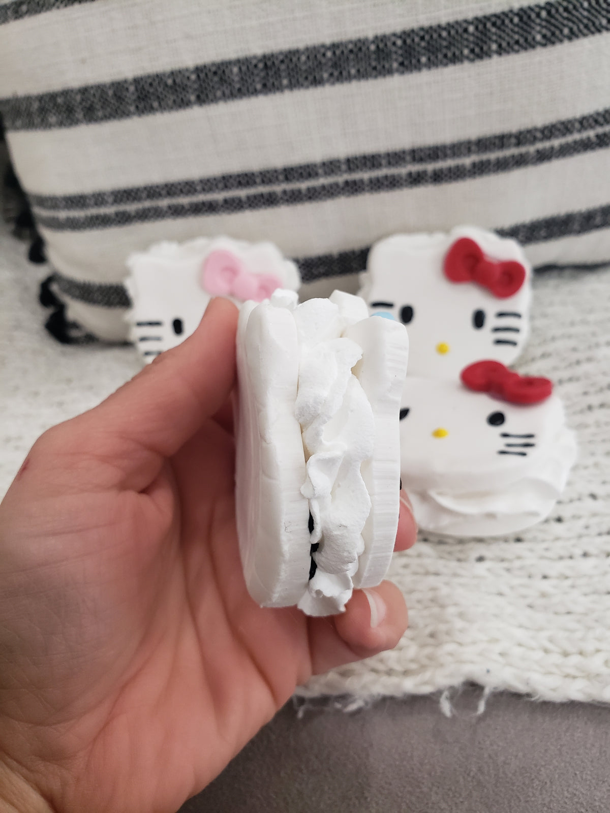 Pip Posh Design Faux Sweet Décor Hello Kitty Whipped Cookies Set Of 4 Hk Collection